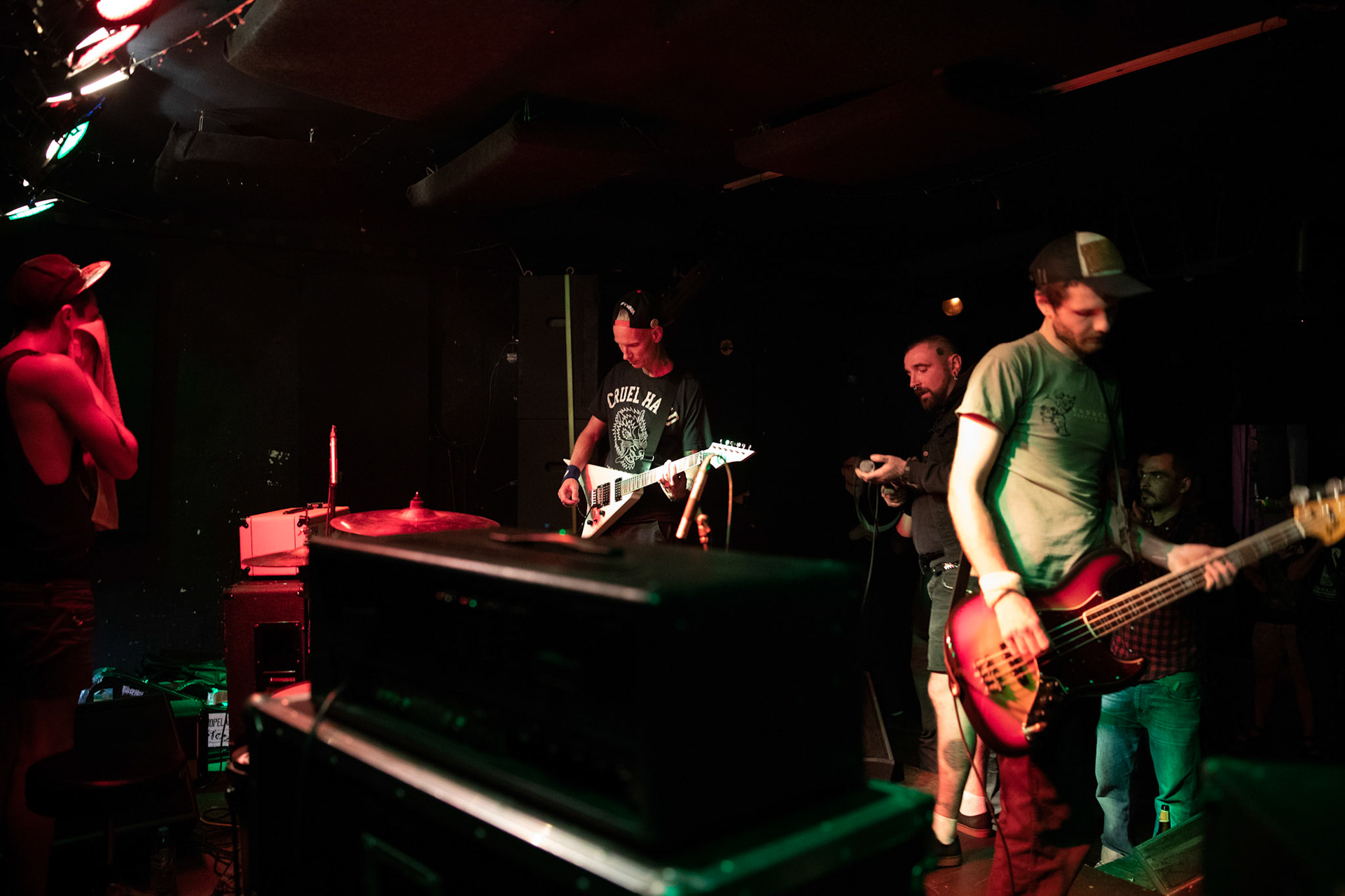 WOLFTRAP13 Warszawa, Polska - hardcore/punk
warszawski projekt białoruskich muzyków Monday Suicide, Rwan czy Devil Shoots Devil,  The End Of czy Wrong
koncert Warszawa, Pogłos, WiniaryBookings fot. Andrzej Wasilkiewicz/Reporter