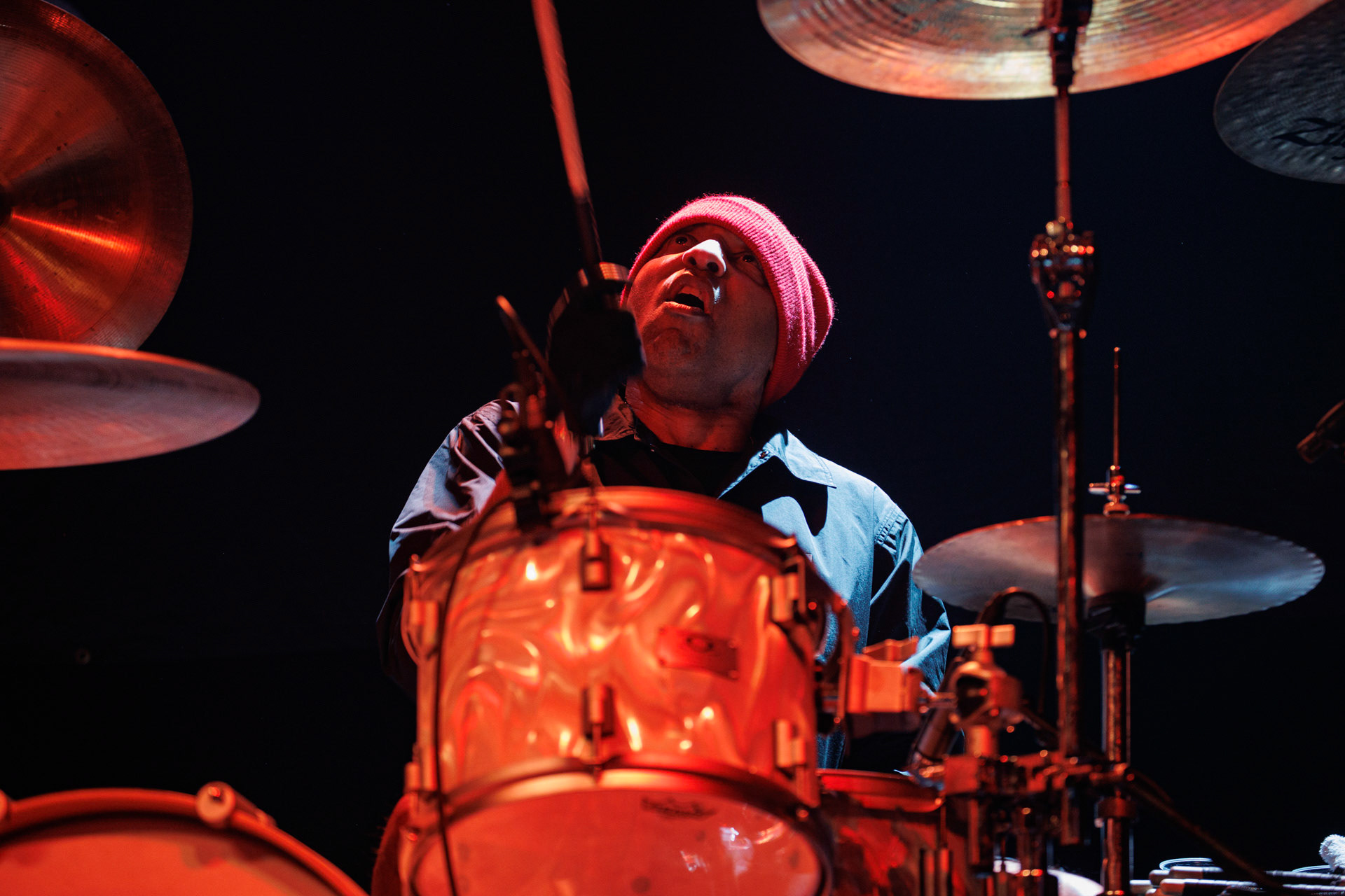 30.11.2021 koncert Dog Eat Dog - USA - hardcore, punkrock, rap, metal, hip hop, reggae, soul, funk,n/z Dave Neabore (bass), n/z John Connor (vocals), n/z Brandon Finley (drums), n/z Roger Hammerli (guitar),n/z Bozez (sax &amp; beer),koncert Warszawa, Progresja 25 lat albumu Play Games -  Dog Eat Dog.fot. Andrzej Wasilkiewicz/Reporter