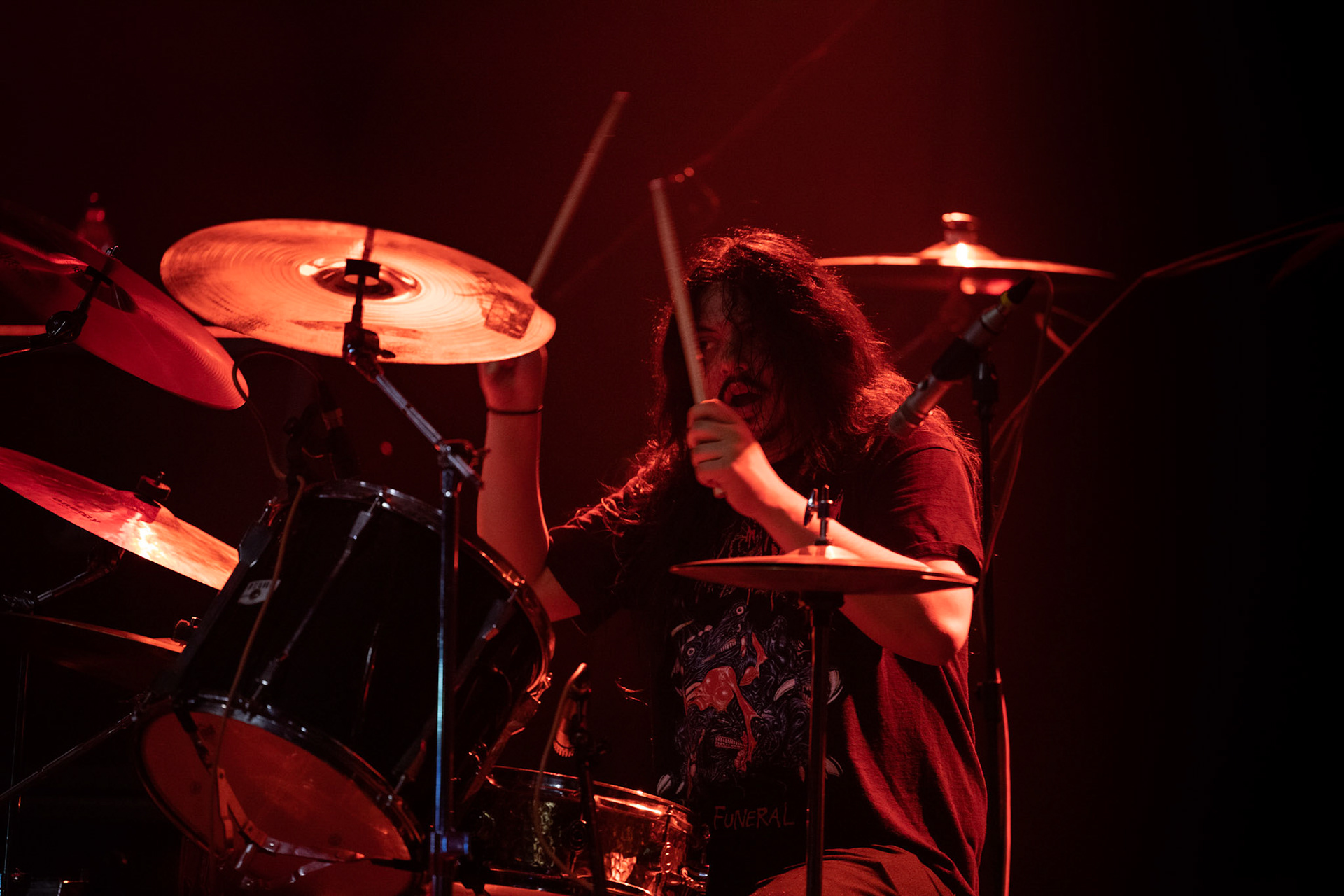 Igor A Cavalera wokal gitara basowa
Travis Stone gitara
Johnny Valles perkusja
Support podczas europejska trasa koncertowej Cavalera Conspiracy 
Return Beneath Arise - Max i Iggor Cavalera ex-Sepultura
Koncert w warszawskiej Progresji 20.11.2019
heavy metal, thrash metal, metal,
groove metal, thrash metal, metal, 
fot. Andrzej Wasilkiewicz/Reporter