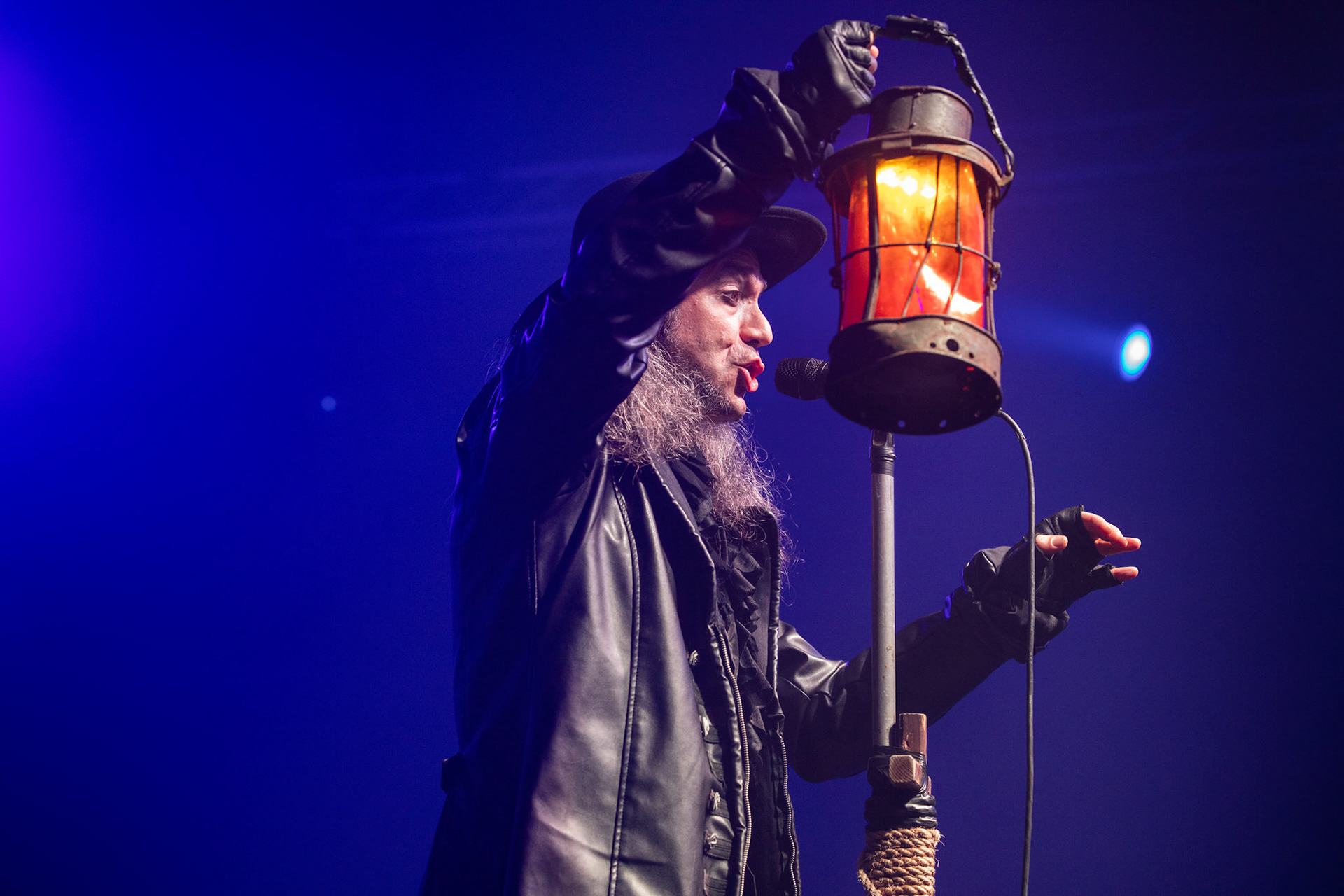 25.11.2019 Warszawa Klub Progresja Europejska Trasa Moonspell z Rotting Christ 2019
koncert Moonspell
N/z Fernando Langsuyar Ribeiro wokal  
N/z Ricardo Amorim gitara  
N/z Pedro Passionis Paixăo instrumenty klawiszowe  
N/z Miguel Mike Gaspar perkusja  
N/z Aires Pereira gitara basowa 
fot. Andrzej Wasilkiewicz/REPORTER