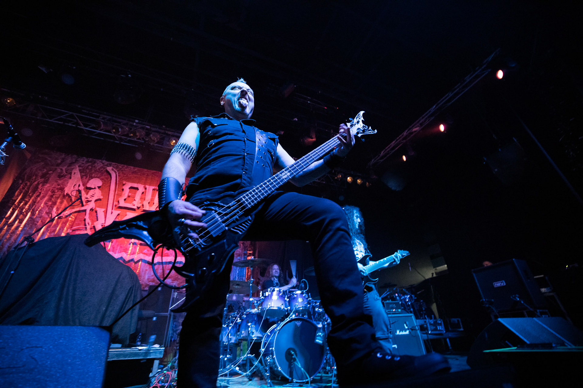 Legendy Metalu QUO VADIS - Thrash Metal - koncert Legendy Metalu w warszawskiej Progresji,
Tomasz "Skaya" Skuza - bass/vocal
Ian "Źdźbło" Bemolator- guitar
Mateusz "Matek" Lazar - guitar
Szymon "Sajmon" Synówka - drums
fot. Andrzej kaziq Wasilkiewicz