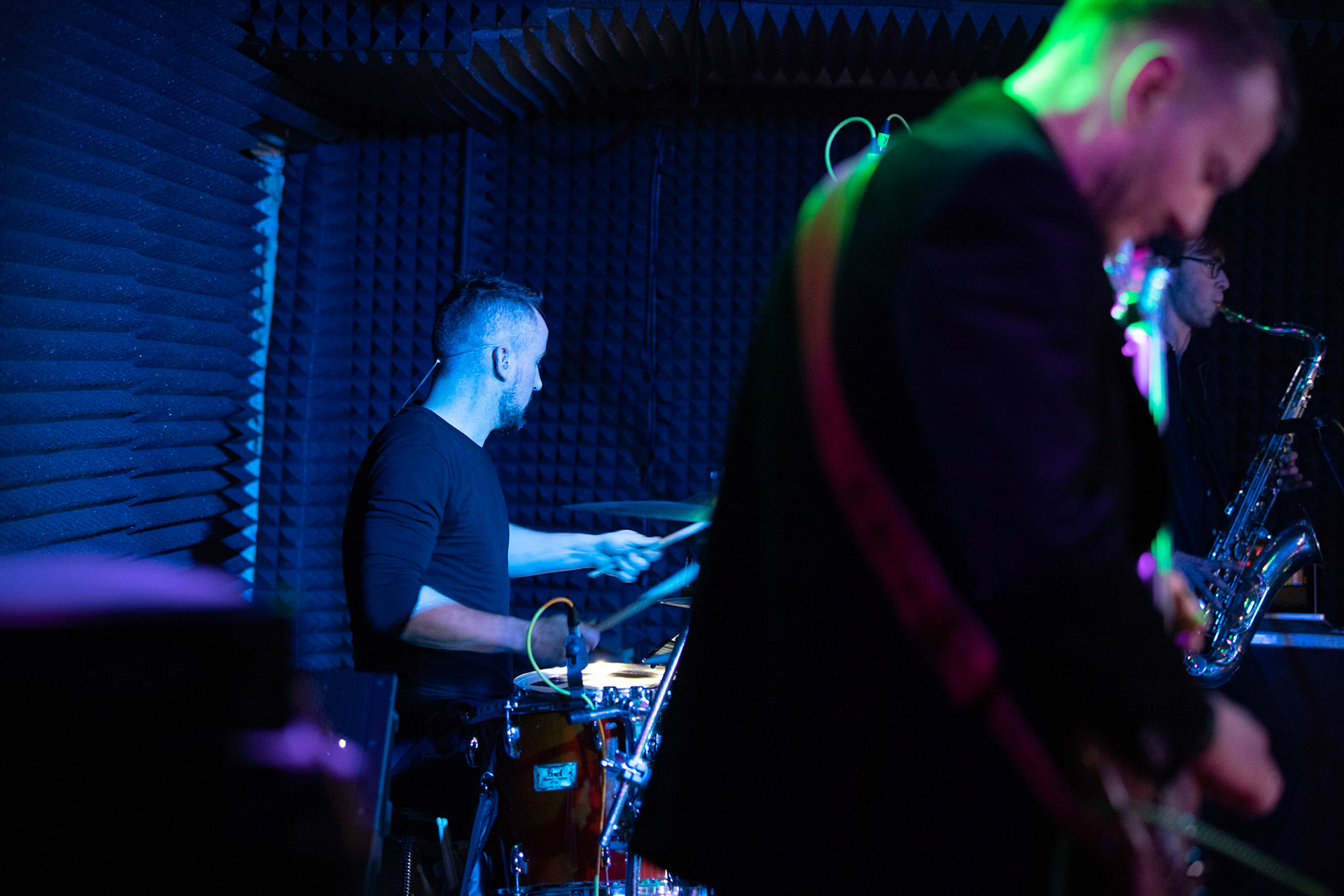 14.02.2020  Dr MISIO koncert w warszawskim Remoncie w ramach trasy Punky Reggae live 2020 N/Z Perkusja: Jan Prościński, fot. Andrzej Wasilkiewicz/REPORTER