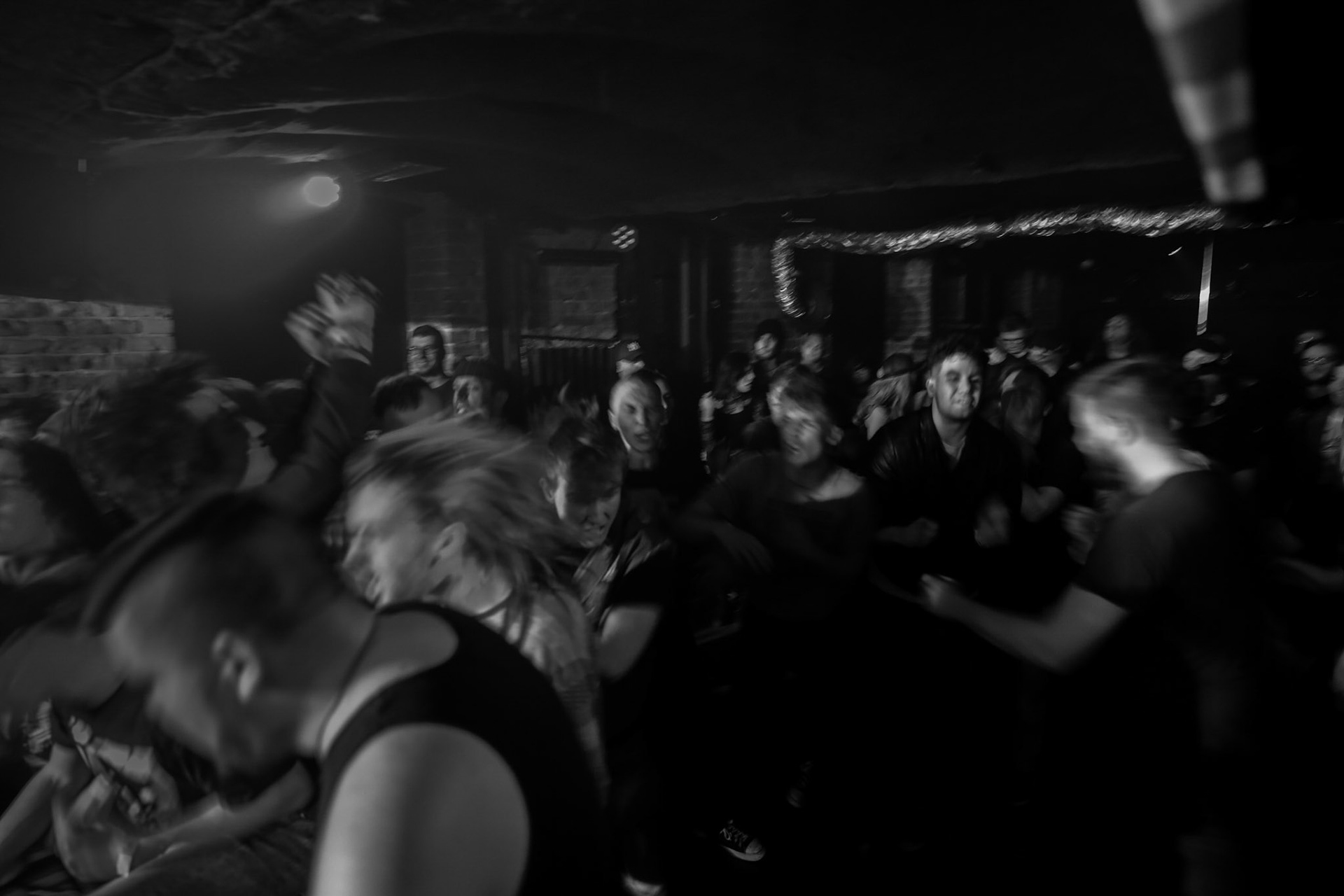 Tester Gier - Rybnik, Polska,
Crossover Thrash, Techniczny Punk Rock, hardcore,