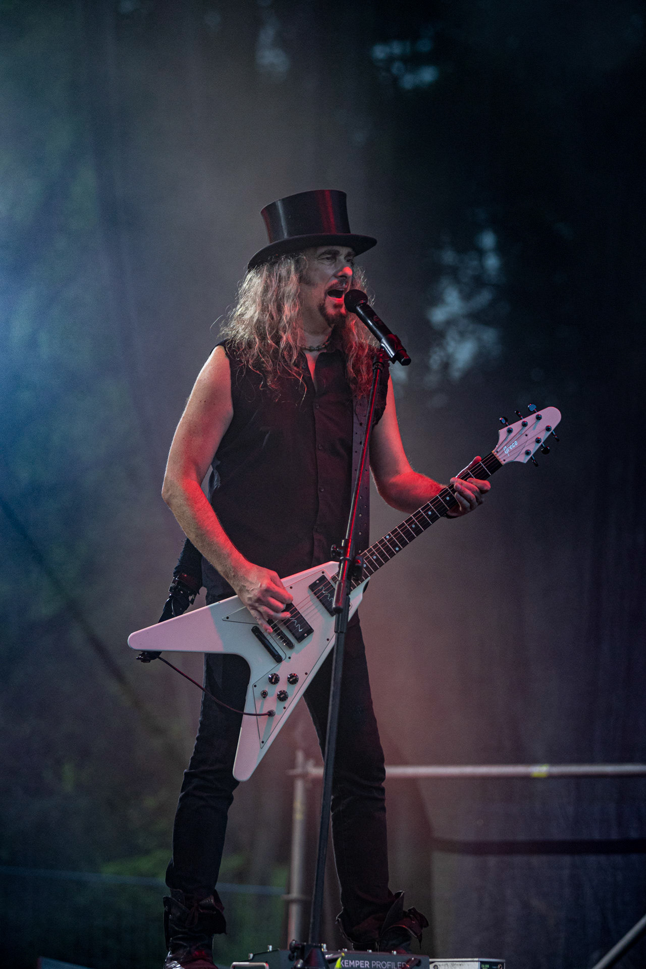 Hunter - postpandemoniczny koncert z okazji XXXV-lecia.Progresja - Gramy do Woli, Warszawa.Paweł „Drak” Grzegorczyk – wokal, gitara,Letnia Scena Progresji.fot. Andrzej Wasilkiewicz/Reporter