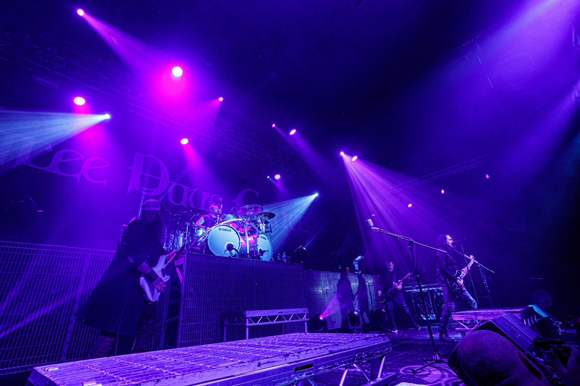 7.10.2022 Warszawski koncert Three Days Grace w klubie Progresja.Kanadyjczycy promuja nowy album EXPLOSIONS.n/z Barry Stock – gitara, n/z Brad Walst – gitara basowa, n/z Neil Sanderson – perkusja, instrumenty klawiszowe, n/z Matt Walst – wokal,Produkcja Knock Out Productions, Fot. Andrzej Wasilkiewicz/Reporter