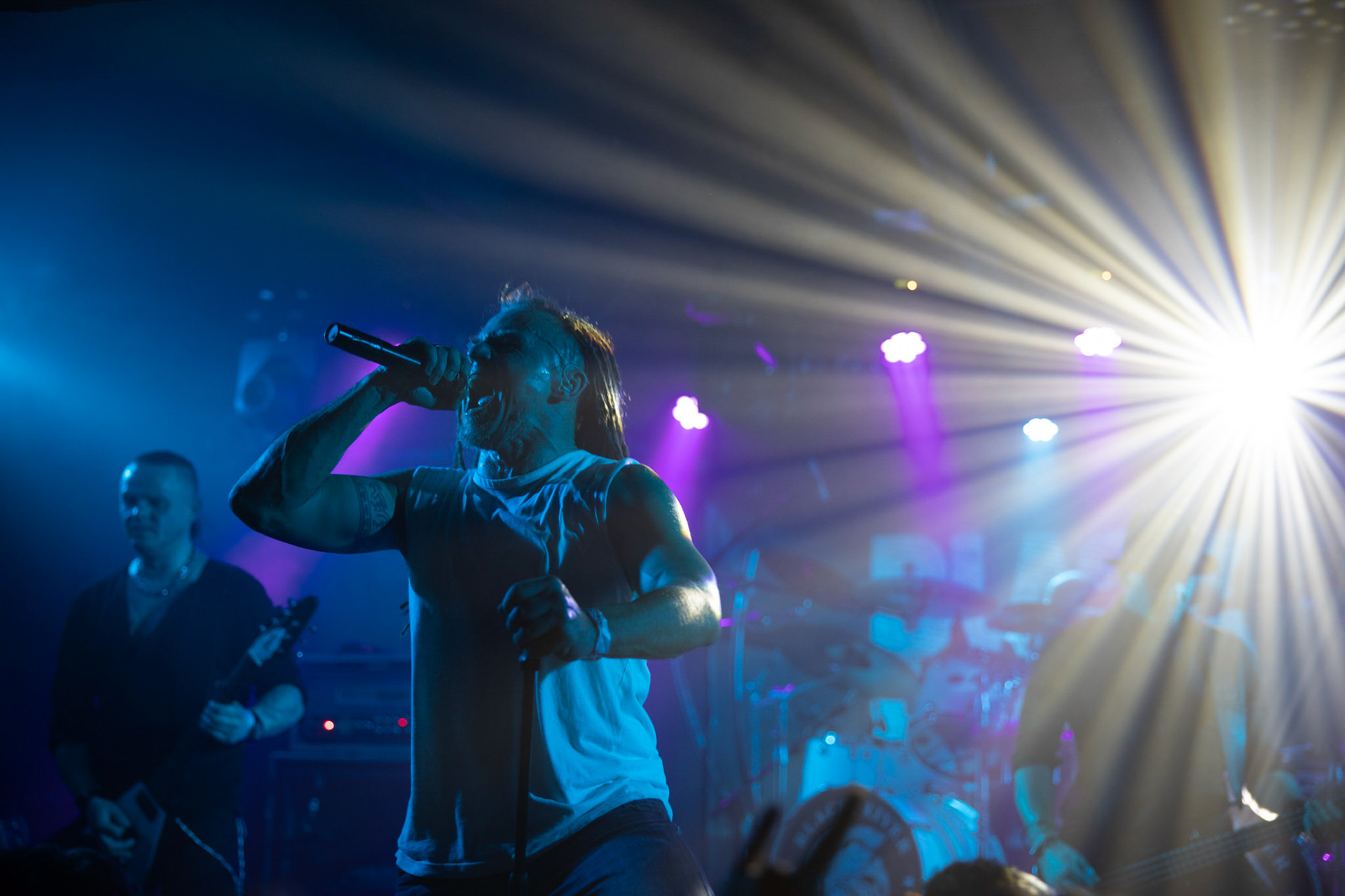 BLACK RIVER – rock, metal, punk, super grupa muzyków BEHEMOTH, DIMMU BORGIR, ROOTWATER, GEISHA GONER, HUNTER, VESANIA, NEOLITHIC.

Maciej Taff – wokal
Piotr „Kay” Wtulich – gitara
Artur „Art” Kempa – gitara
Tomasz „Orion” Wróblewski – bass
Dariusz „Daray” Brzozowski – perkusja
agencja Winiarybookings 
 fot. Andrzej Wasilkiewicz/Reporter