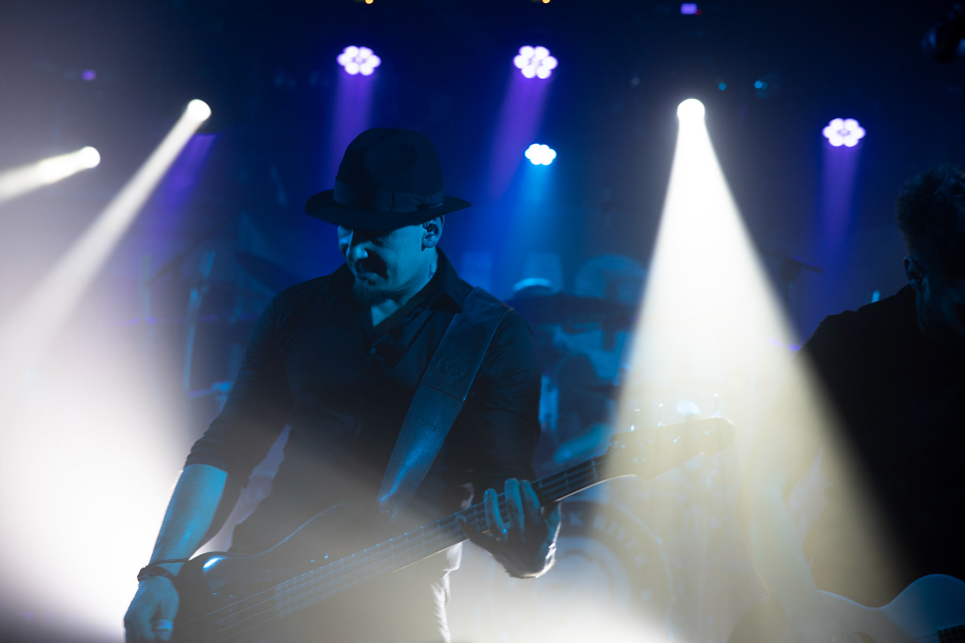 BLACK RIVER – rock, metal, punk, super grupa muzyków BEHEMOTH, DIMMU BORGIR, ROOTWATER, GEISHA GONER, HUNTER, VESANIA, NEOLITHIC.

Maciej Taff – wokal
Piotr „Kay” Wtulich – gitara
Artur „Art” Kempa – gitara
Tomasz „Orion” Wróblewski – bass
Dariusz „Daray” Brzozowski – perkusja
agencja Winiarybookings 
 fot. Andrzej Wasilkiewicz/Reporter