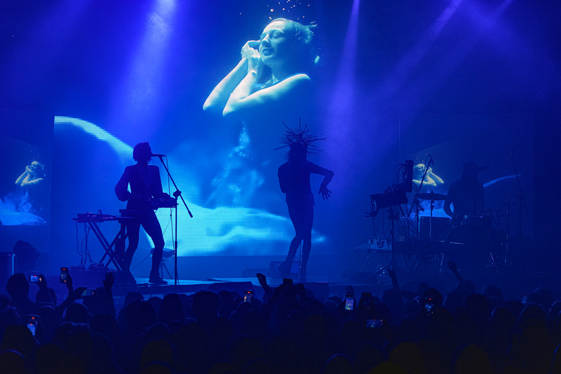 22.10.2021 Chris Corner - jako IAMX, klub Progresja, Warszawa. fot. Andrzej Wasilkiewicz/Reporter