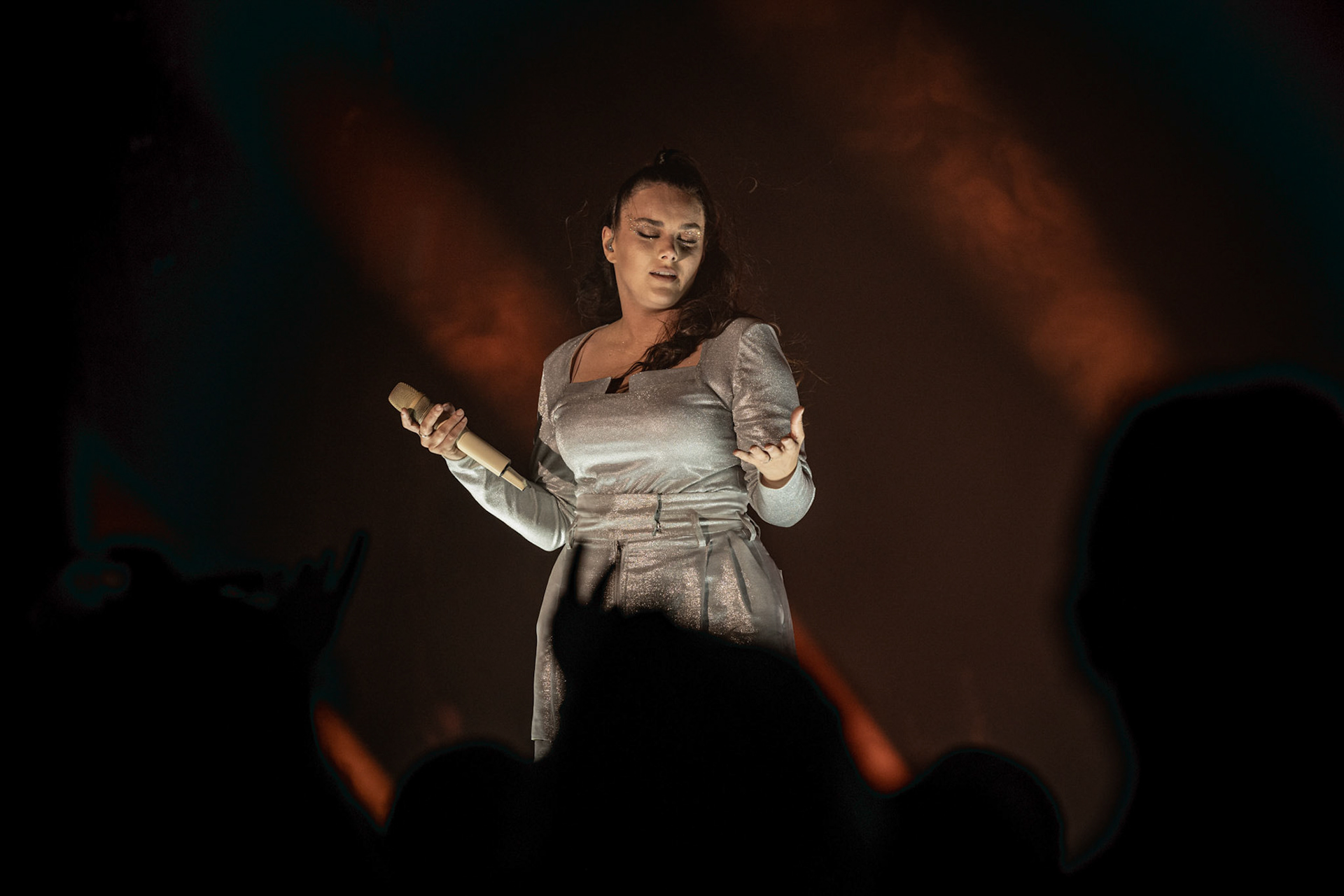 28.10.2023 Ewa Farna specjalny koncert urodzinowy Warszawa, Klubie PROGRESJA, fot. Andrzej Wasilkiewicz/Reporter