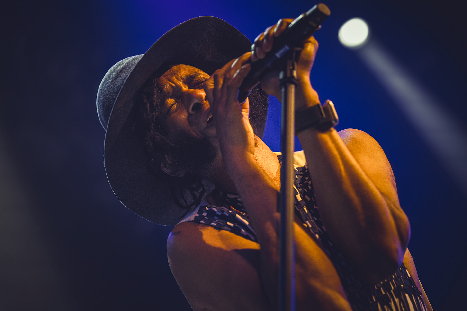 2024.07.16 Fantastic Negrito w warszawskiej Progresji  -  fot. Andrzej Wasilkiewicz kaziq.com