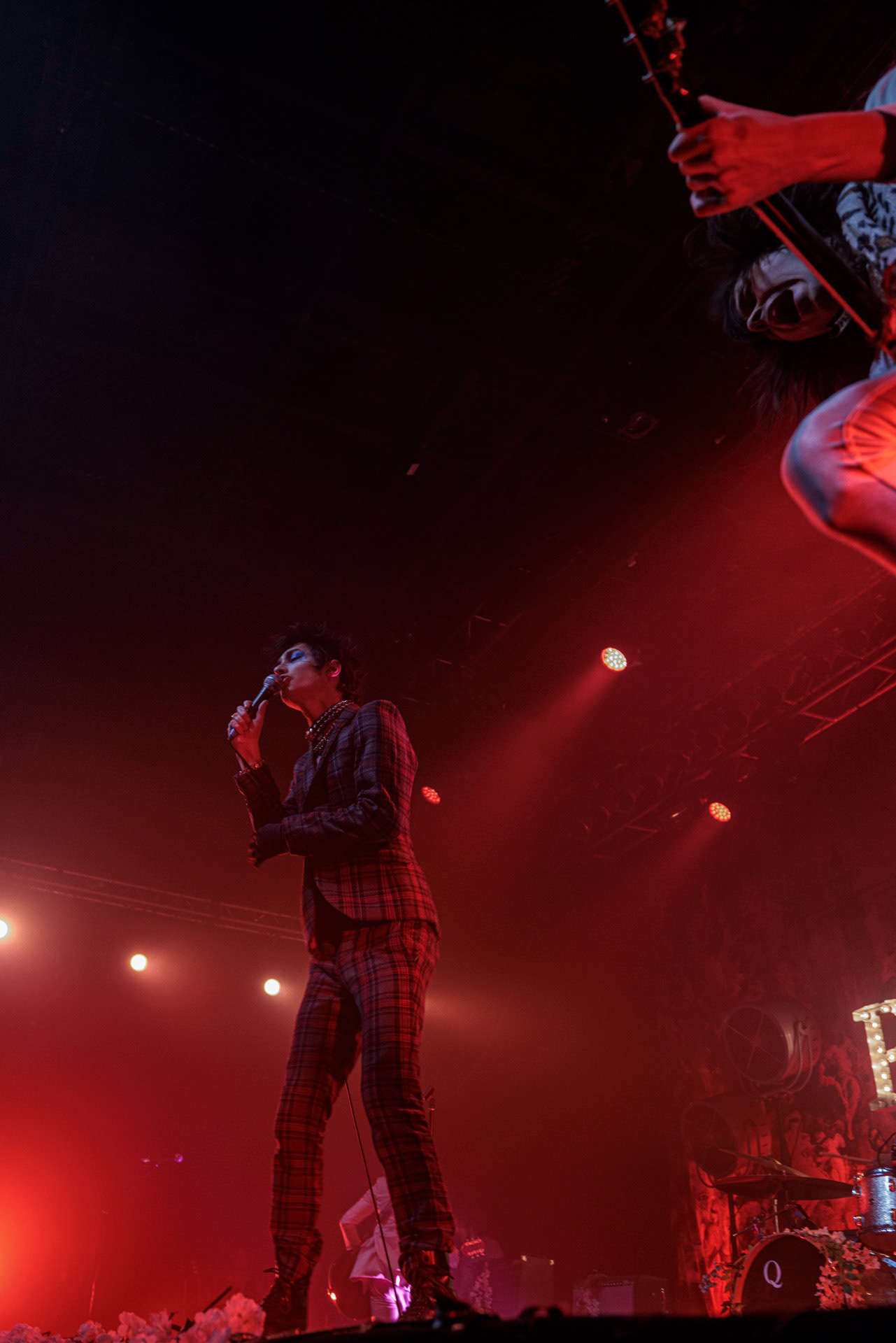 Palaye Royale - Warszawski koncert zespołu braci Kropp w Progresji. Art rock, rock and roll, glam rock, garage rock, indie rock, WiniaryBookings, fot. Andrzej Wasilkiewicz/Reporter