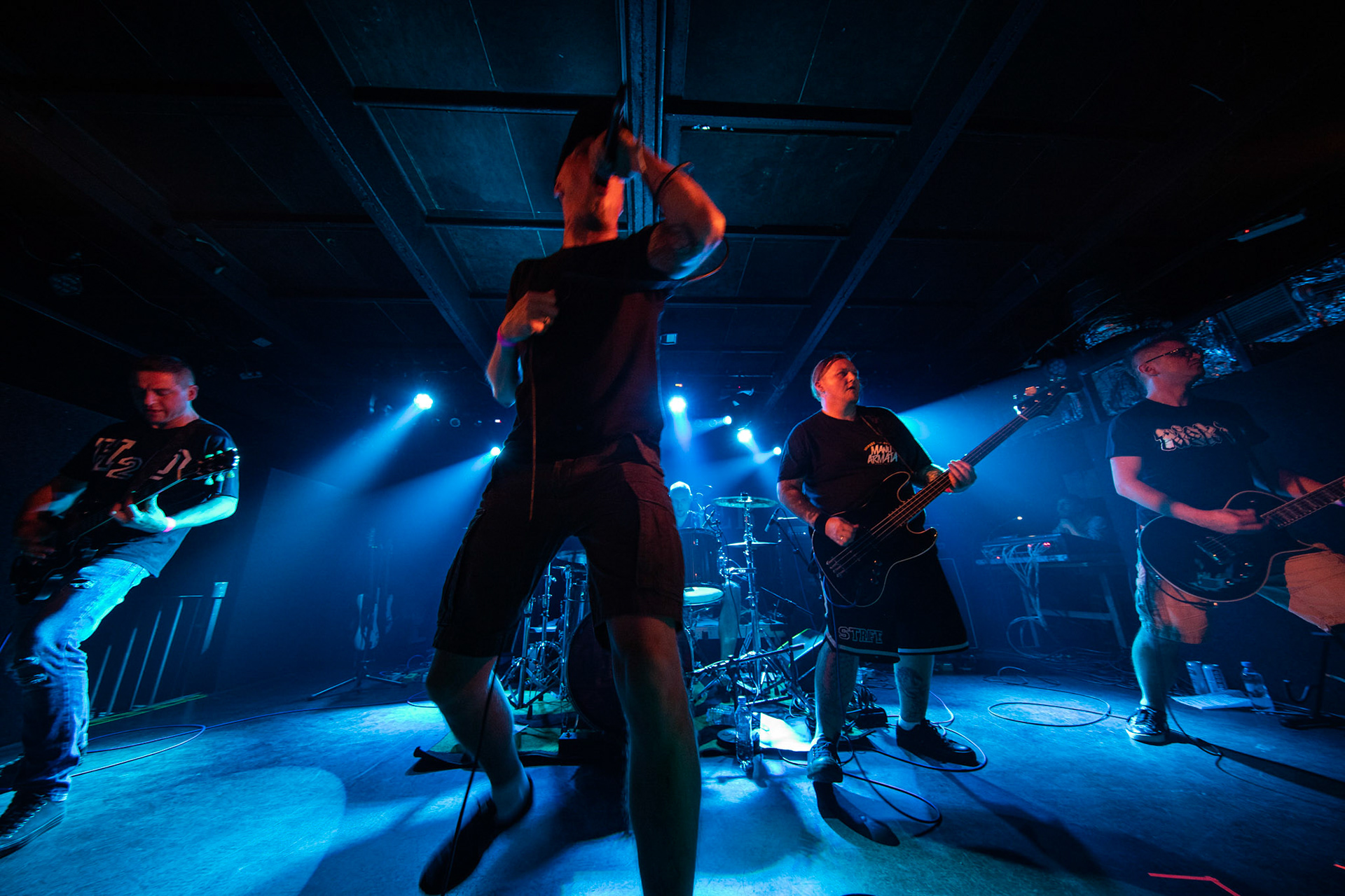 8.12.2018r 1125 koncert Proxima, Rafał „Wróbel” Wróblewski – wokal
Krzysztof „Sokół” Sokołowski – perkusja
Dawid Gappa – gitara basowa
Szymon „Laluś” Wolny – gitara elektryczna
Adam „Ady” Wacyk – gitara elektryczna fot. Andrzej Wasilkiewicz/Reporter