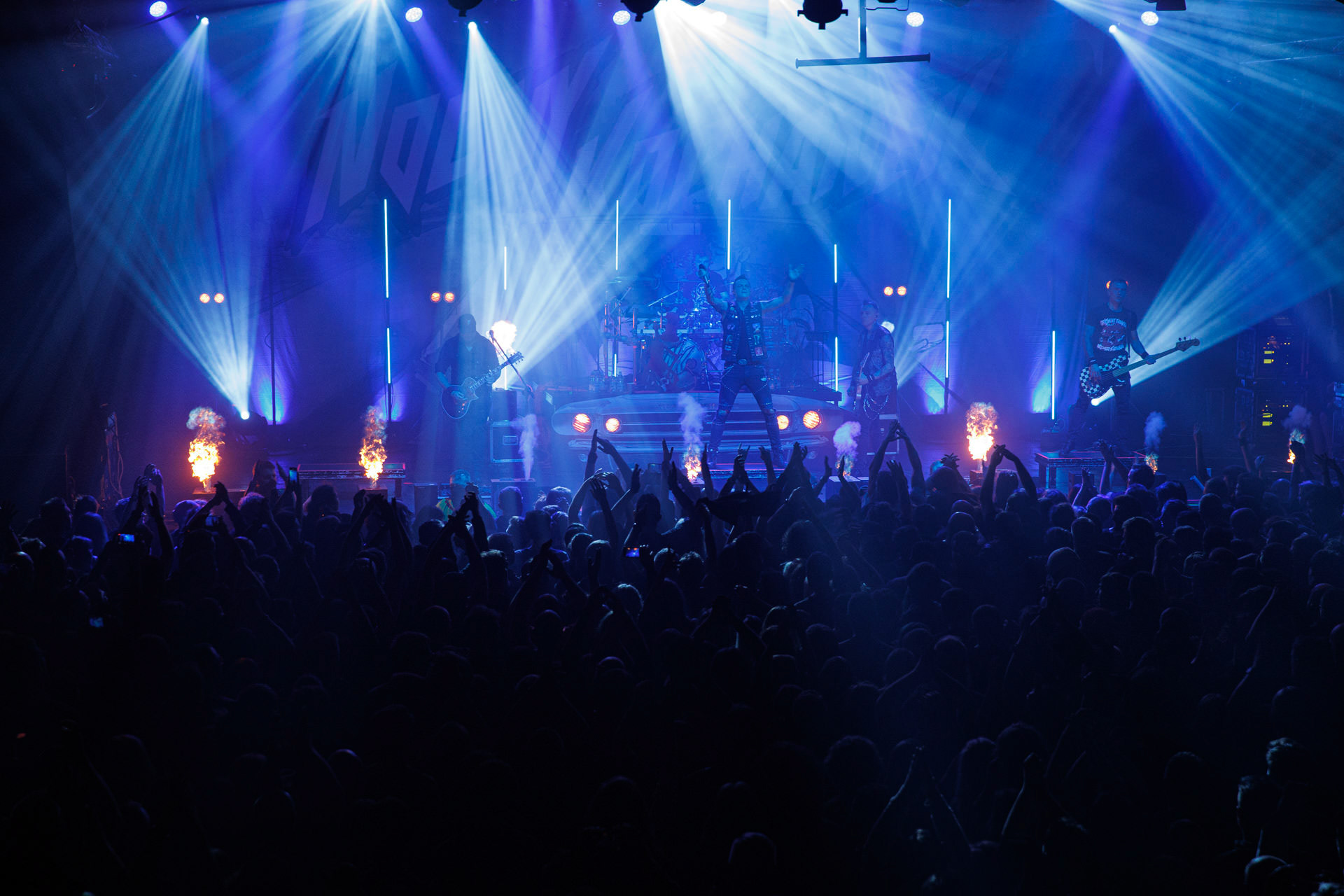 18.12.2021 Nocny Kochanek - Antysylwester Antyradia,18 lat klubu Progresja,Nocny Kochanek - koncert Warszawa,Progresja, pirotechnika, Zdrajcy Metalu, klasyczny heavy metal, Alter Ego, Night Mistress.n/z Krzysiek Sokolowski – wokal,n/z Arkadiusz Majstrak – gitara,n/z Artur Pochwala – bas,n/z Robert Kazon Kazanowski – gitara,n/z Artur Zurek – perkusja,Fot. Andrzej Wasilkiewicz/Reporter