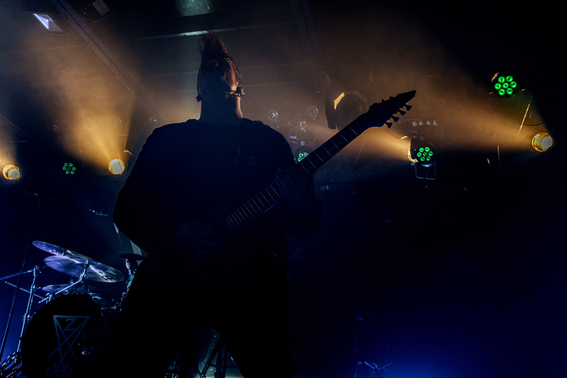 6.12.2022 Zeal &amp; Ardor - Warszawa.Szwajcarski industrial metal, blackgaze, awant-garde, afroamerykanski spirytualizmu z black metalem,n/z Tiziano Volante - gitara,Knock Out Productions,Klub Proxima,Fot. Andrzej Wasilkiewicz/Reporter