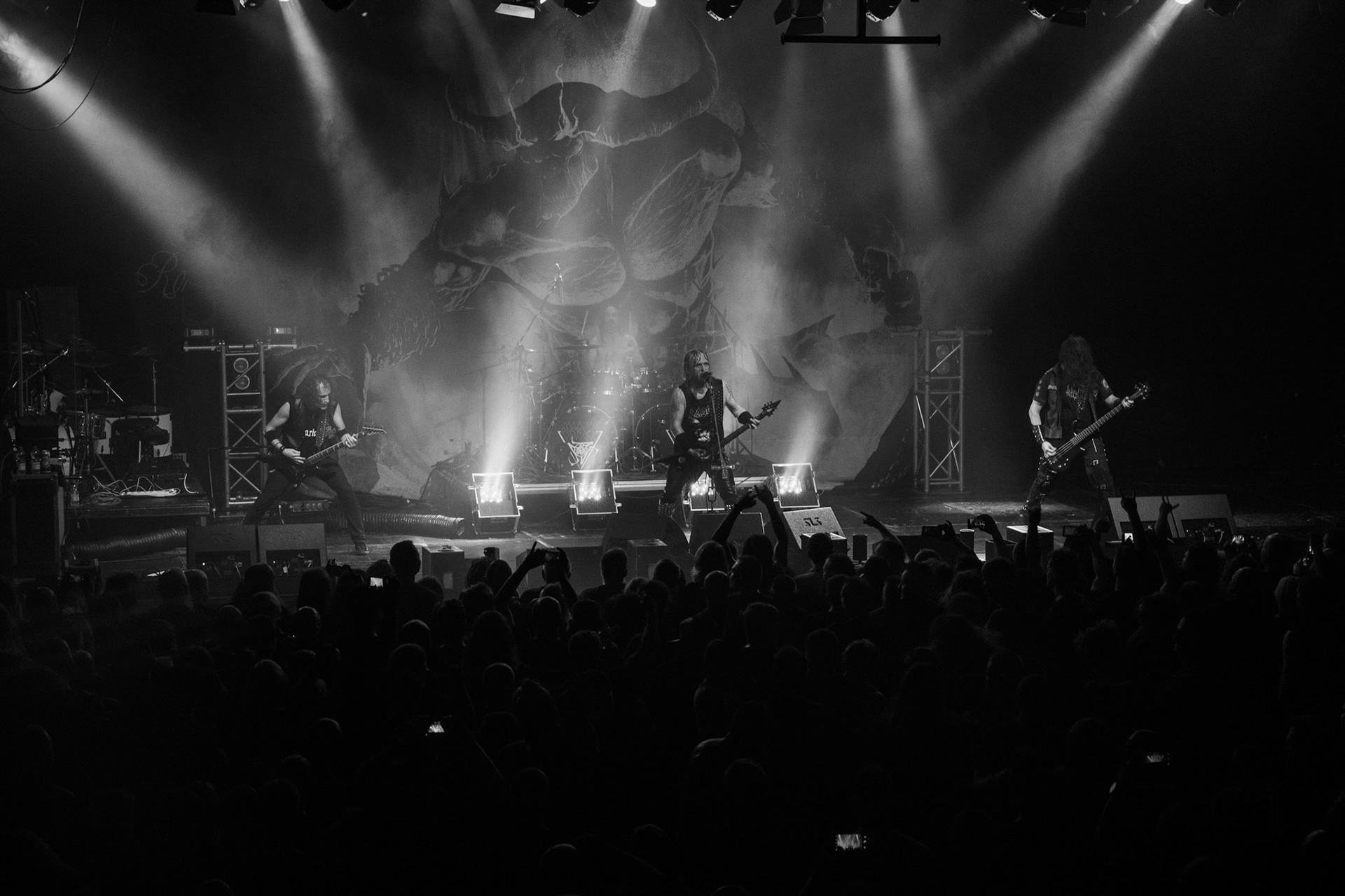 Legendy Metalu Vader - Death Metal - koncert Legendy Metalu w warszawskiej Progresji, 
Peter: Guitar + Vocals
Pajak: Guitar
Hal: Bass
James: Drums
fot. Andrzej kaziq Wasilkiewicz/Reporter