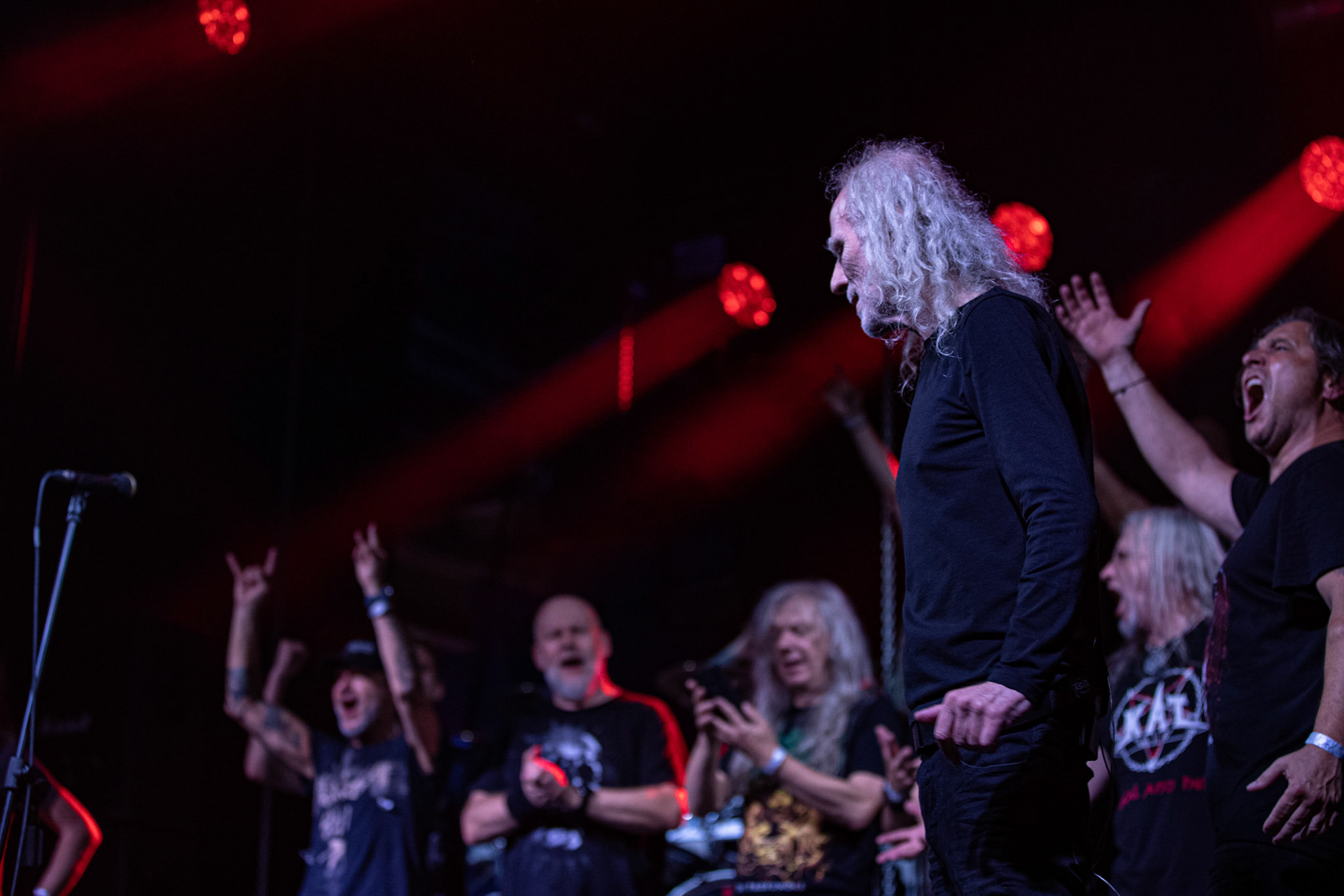 12.09.2021 - KAT i Roman Kostrzewski - koncert "Do zobaczenia w piekle" Wroclaw, Centrum Koncertowe A2.  Roman Kostrzewski – wokalJacek Nowak – perkusjaKrzysztof Pistelok – gitaraJacek Hiro – gitaraMichal Laksa – basGościnnie: Adam „Nergal” Darski (Behemoth)Piotr „Peter” Wiwczarek (Vader),Tomasz „Titus” Pukacki (Acid Drinkers)Adrian „Fred” Frelich (Dragon)Krzysztof „Fazi” Oset (ex-Kat)Piotr „Mancover” Mańkowski (Wolf Spider)Wacław „Vogg” Kiełtyka (Decapitated)Marek „Spider” Pająk (Vader)Jarek „Gronos” Gronowski (Dragon, ex-Kat)Paweł „Baitel” Pasek (Decapitated) Piotr Radecki (ex-Kat &amp; Roman Kostrzewski)fot. Andrzej kaziq Wasilkiewicz