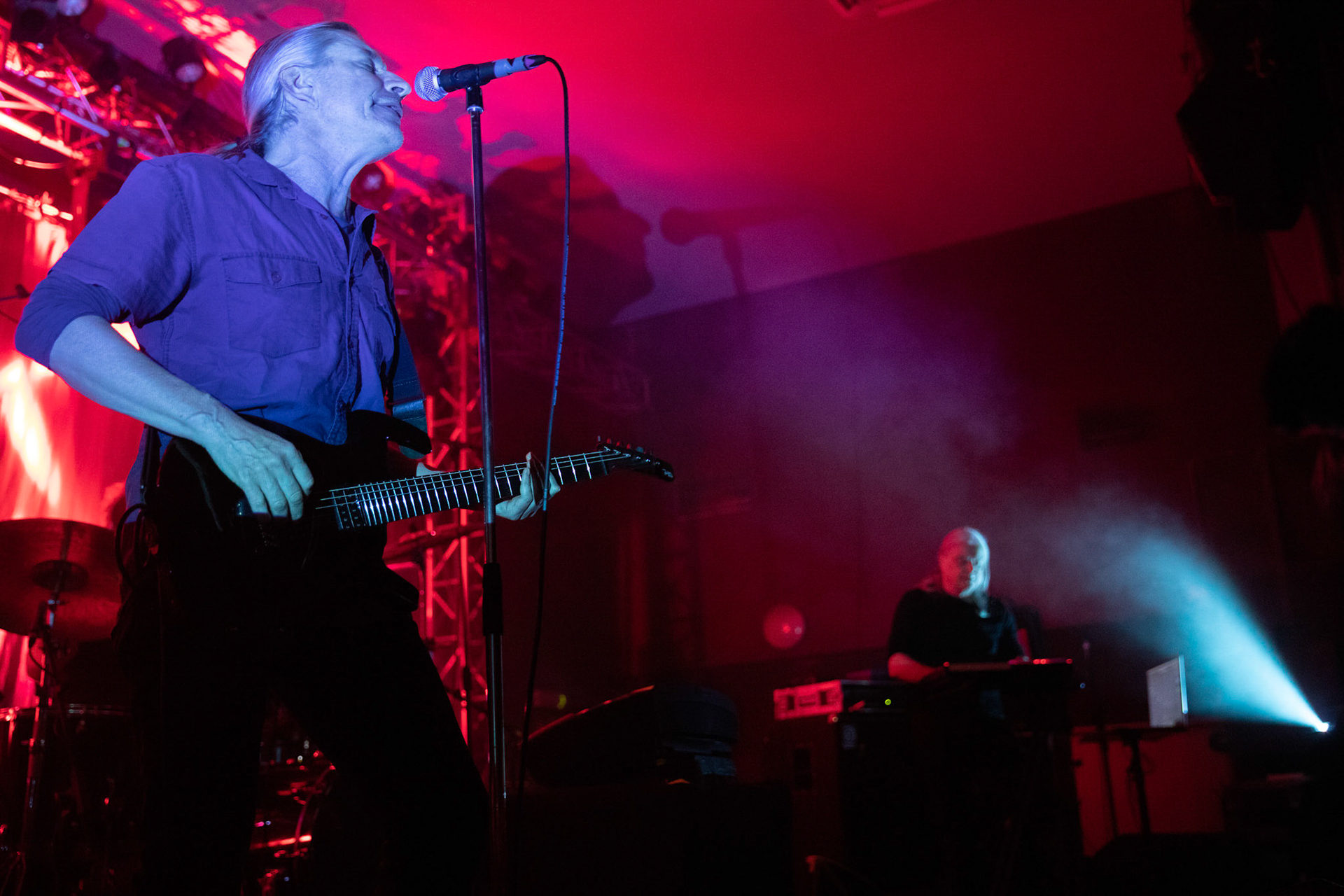 2.04.2019 THE YOUNG GODS (Szwajcaria) industrial, alternatywny rock, noise, ambient
Franz Treichler / Franz Muse, vocals, sampler, computer, guitars.
Cesare Pizzi sampler, computer.
Bernard Trontin drums, electronics.
Klub Kwadrat,
Knock Out Productions.