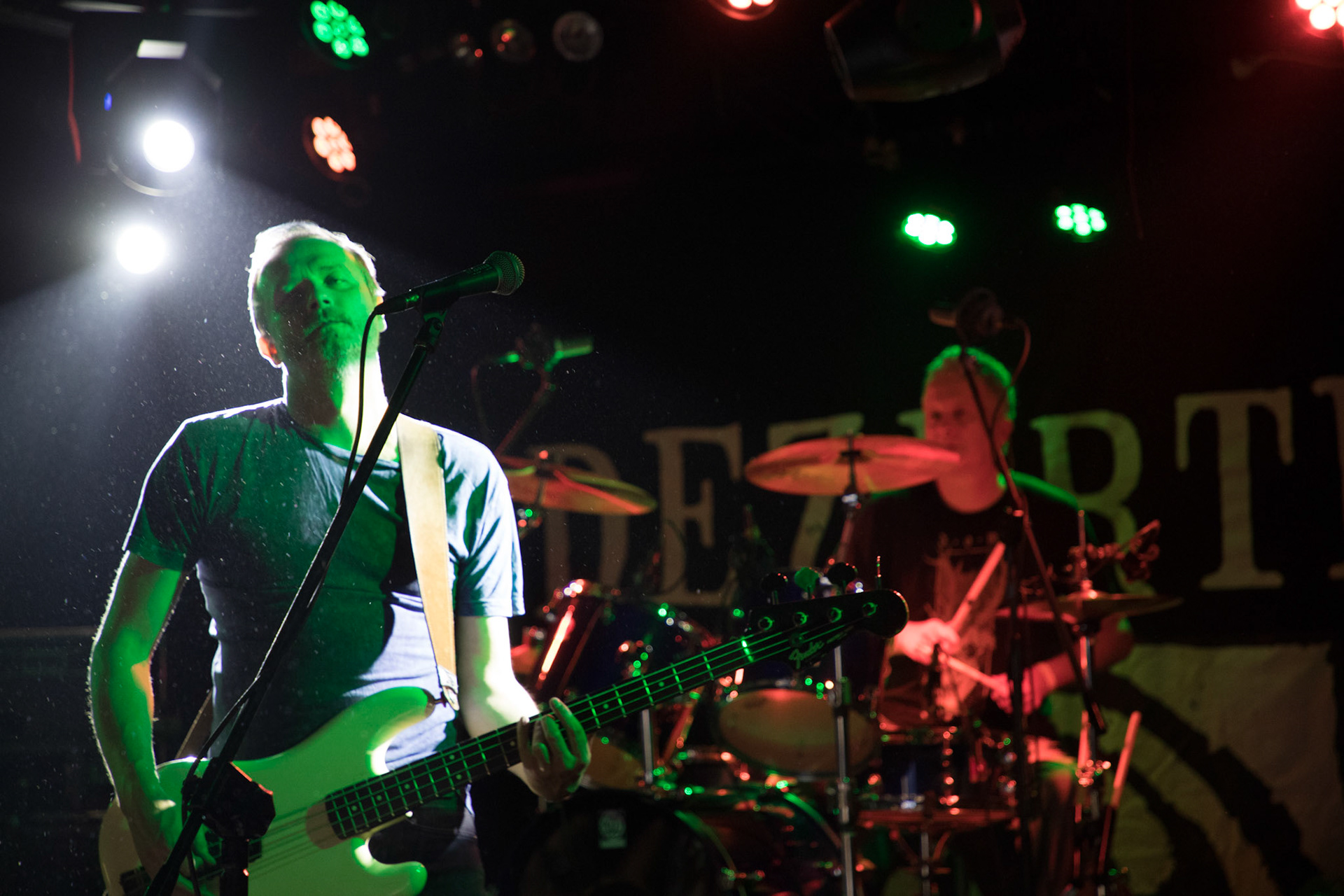 9.12.2017r Dezerter koncert Proxima, Robert Robal Matera gitara, wokal, Krzysztof Grabowski perkusja , Jacek Chrzanowski gitara basowa fot. Andrzej Wasilkiewicz/Reporter