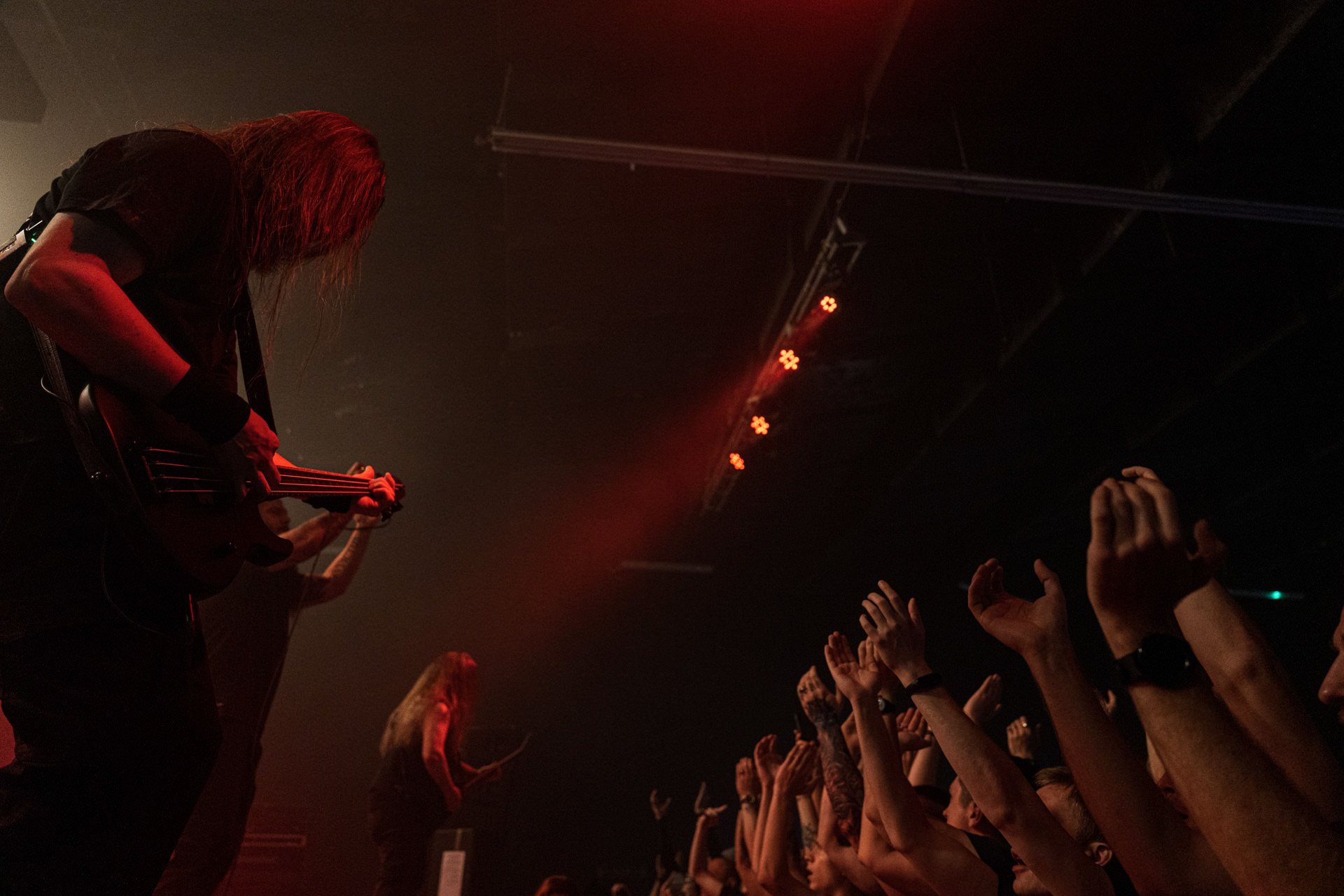 14.04.2023 Kataklysm - kanadyjski melodic death metal. Knock Out Productions, klub Progresja Warszawa. fot. Andrzej Wasilkiewicz/kaziq.com