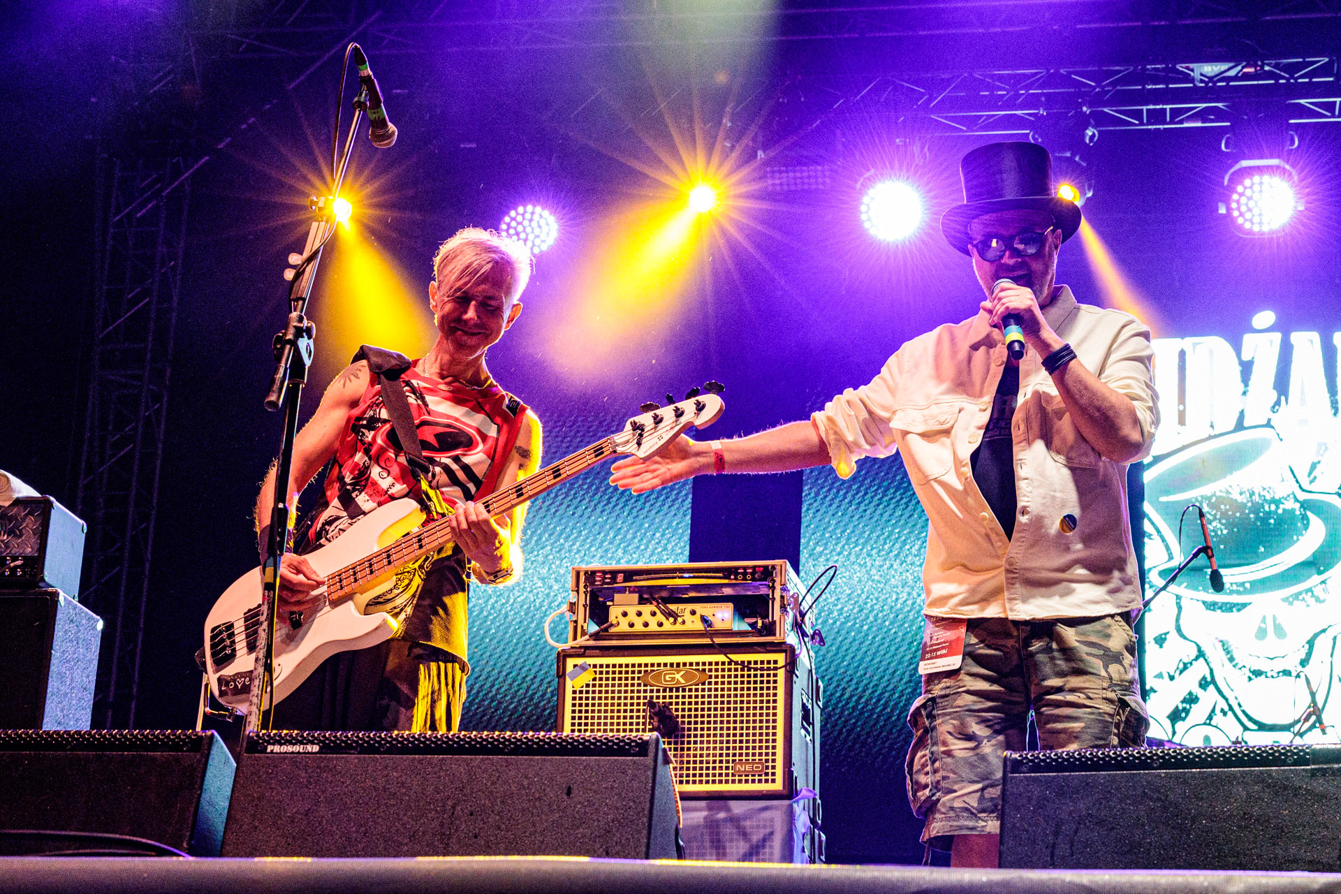 13.05.2022 Pidzama Porno Juwenalia Politechniki Warszawskiejn/z Krzysztof Grabaz Grabowski – wokal,n/z Andrzej Kozak Kozakiewicz – gitara,n/z Rafal Kuzyn Piotrowiak – perkusja,n/z Longin Bartkowiak – gitara basowa,n/z Mariusz Nalepa – gitara,punk rock, rock, reggae, S.P. Records.fot. Andrzej Wasilkiewicz/Reporter