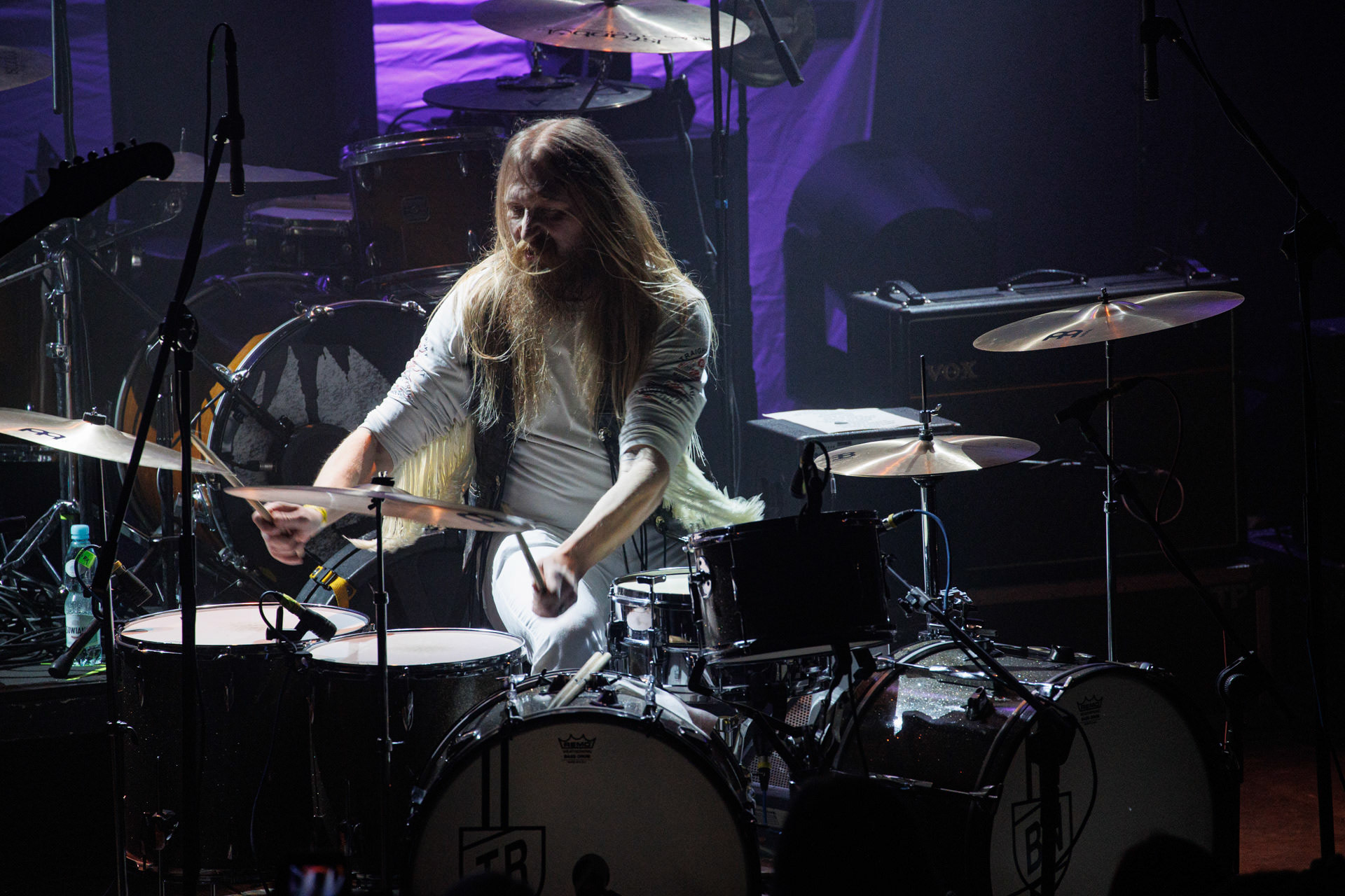 22.01.2022 - Taraban - support Me And That Man, warszawska Progresja.n/z Kris Gonda - perkusja,Taraban to krakowskie power-trio, bluesa, prog-rocka oraz proto-metal.fot. Andrzej kaziq Wasilkiewicz/Reporter