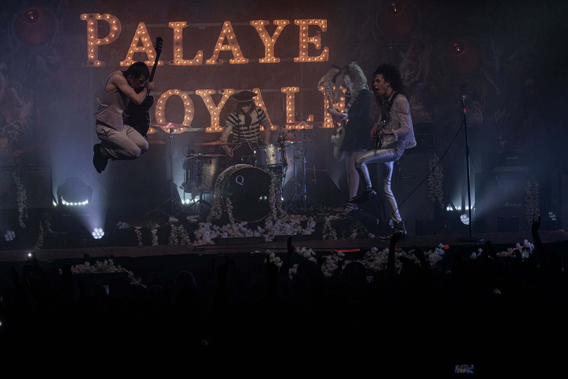 Palaye Royale - Warszawski koncert zespołu braci Kropp w Progresji. Art rock, rock and roll, glam rock, garage rock, indie rock, WiniaryBookings, fot. Andrzej Wasilkiewicz/Reporter