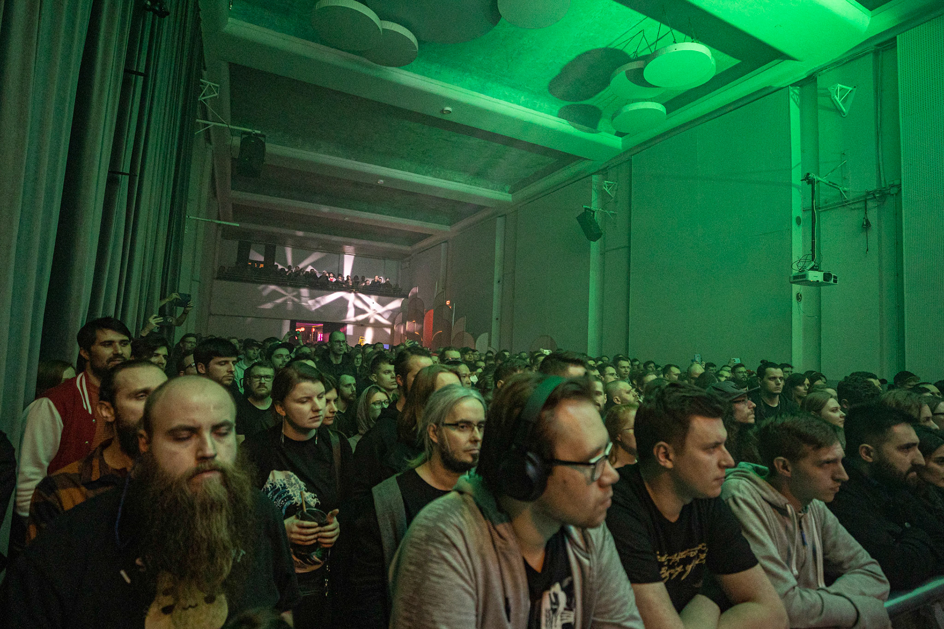 10.04.2022 God Is An Astronaut - Warszawa, klub Niebo. 20-te urodziny pierwszego,  albumu “The Beginning of the End”Napalm Records - post-rock, instrumental, space-rock. Winiary Bookings.Torsten Kinsella – wokal, gitara,Niels Kinsella – gitara basowa, gitaraJamie Dean – instrumenty klawiszowe, syntezatory, gitara,Gazz Carr – gitara,Lloyd Hanney – perkusja,fot. Andrzej Wasilkiewicz/Reporter