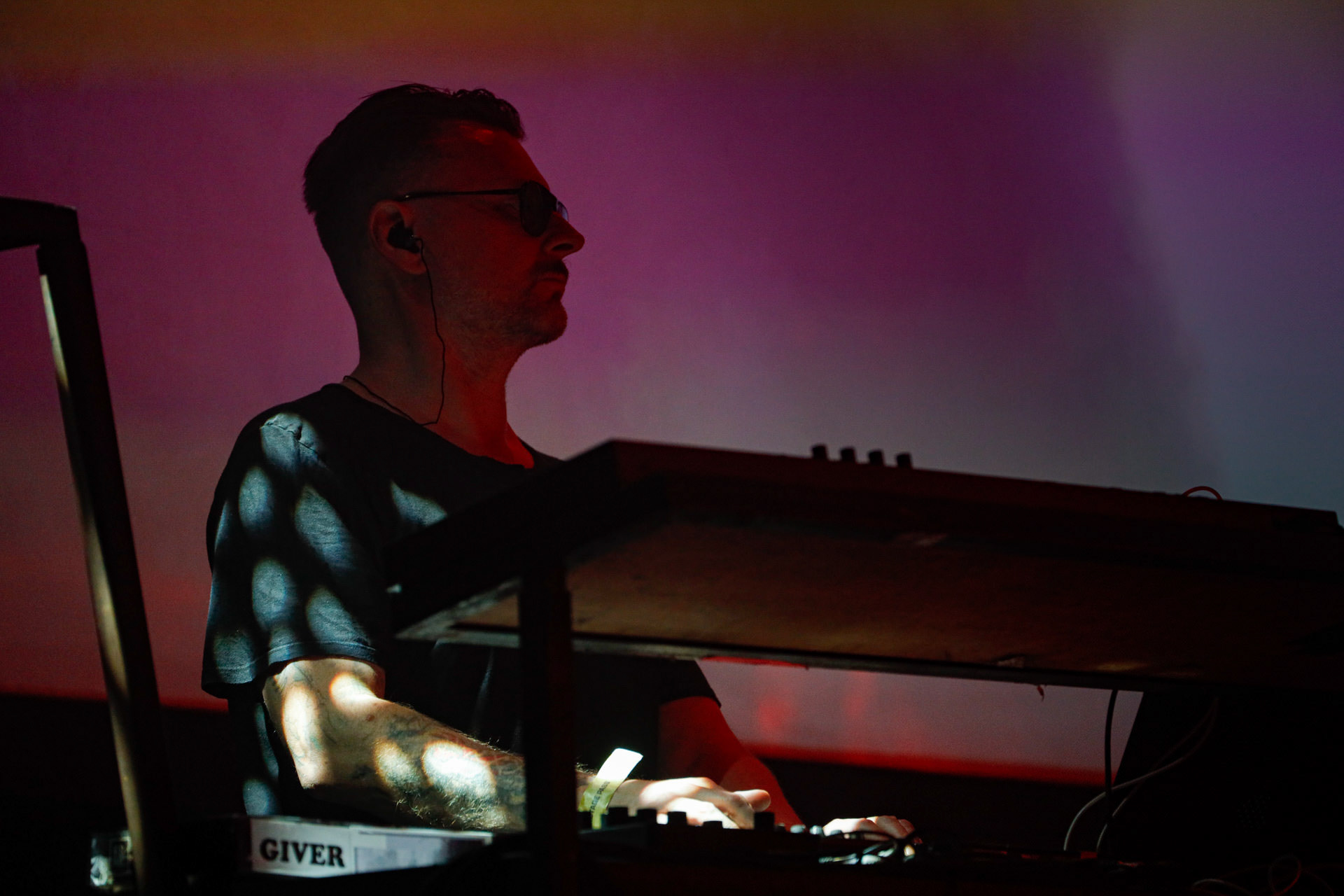 9.08.2022 FRONT LINE ASSEMBLY (Metropolis Records/Kanada) - Industrial/EBM - Warszawski koncert w Progresji.  WiniaryBookings,fot. Andrzej Wasilkiewicz/kaziq.com