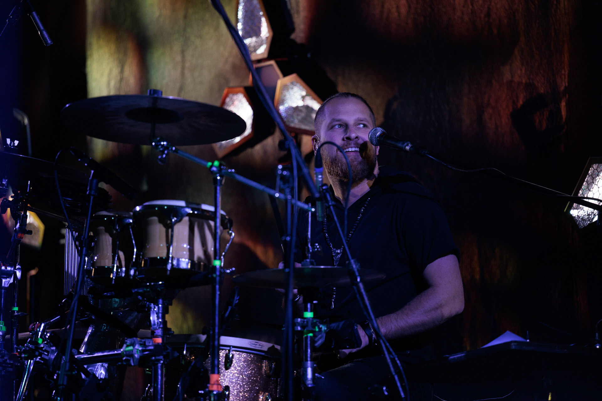 20.02.2022 Wilki 30lat akustycznie - Mija okragle 30 lat od czasu wydania debiutanckiej plyty “Wilki”.Koncert w warszawskiej Progresji. n/z Robert Gawlinskifot. Andrzej Wasilkiewicz/Reporter