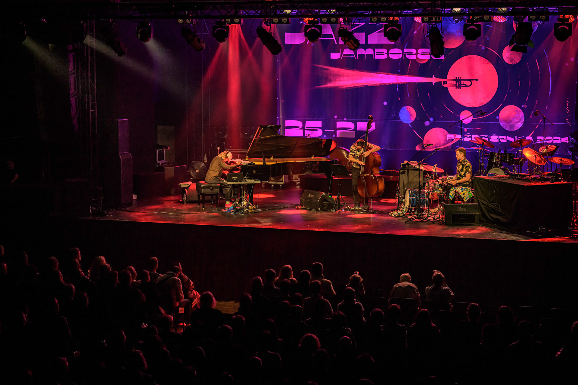 25.10.2024 Joanna Duda Trio - Jazz Jamboree, AdamiakJazz, Klub Stodola, fot. Andrzej Wasilkiewicz/Reporter