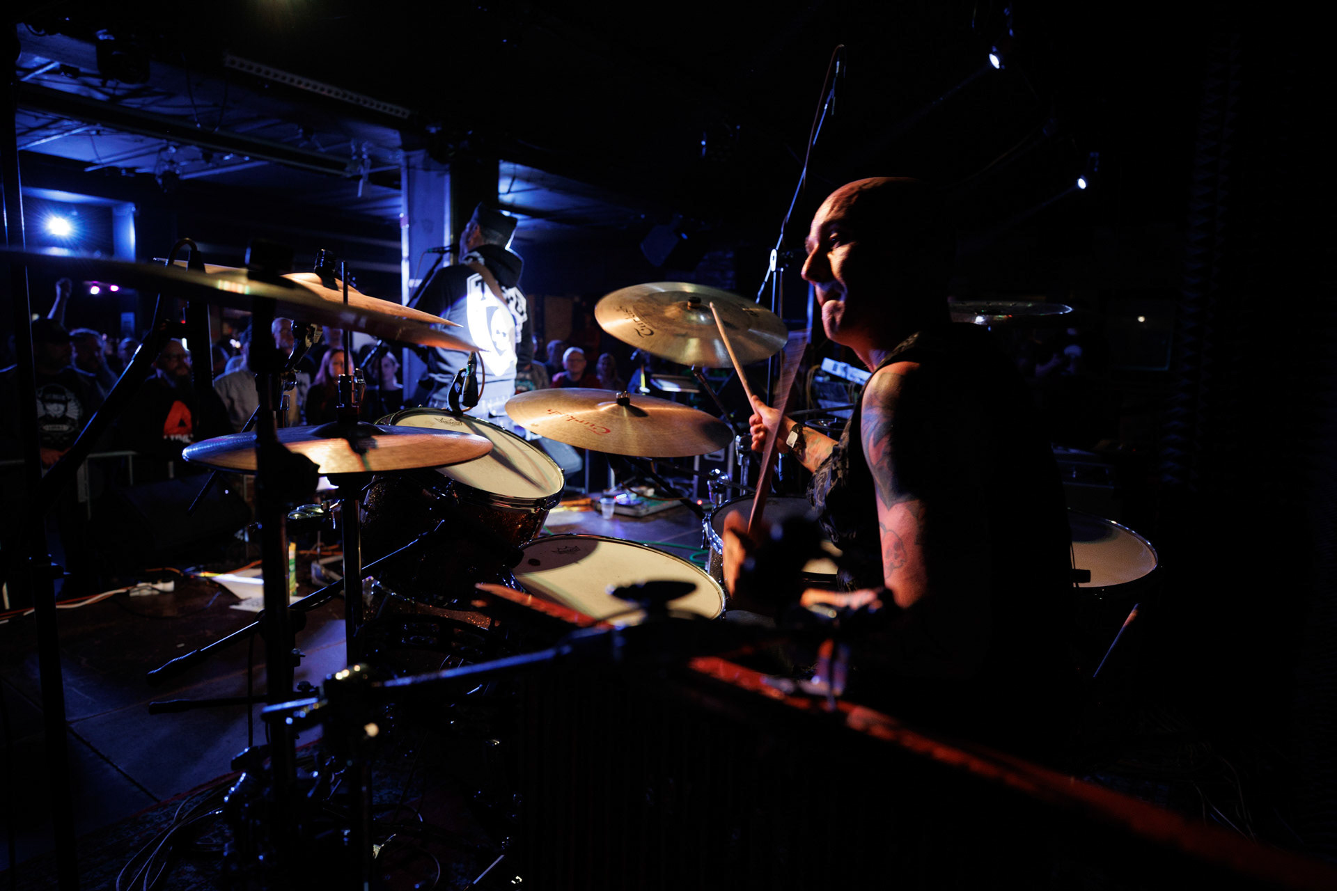 12.11.2021 Lipali - koncert Warszawa klub Remont.Najnowszy album „MOSTY, RZEKI, LUDZIE”.Lukasz Luk Jeleniewski - perkusja, Rock, rock progresywny, rock alternatywny, polski rock.fot. Andrzej kaziq Wasilkiewicz/Reporter