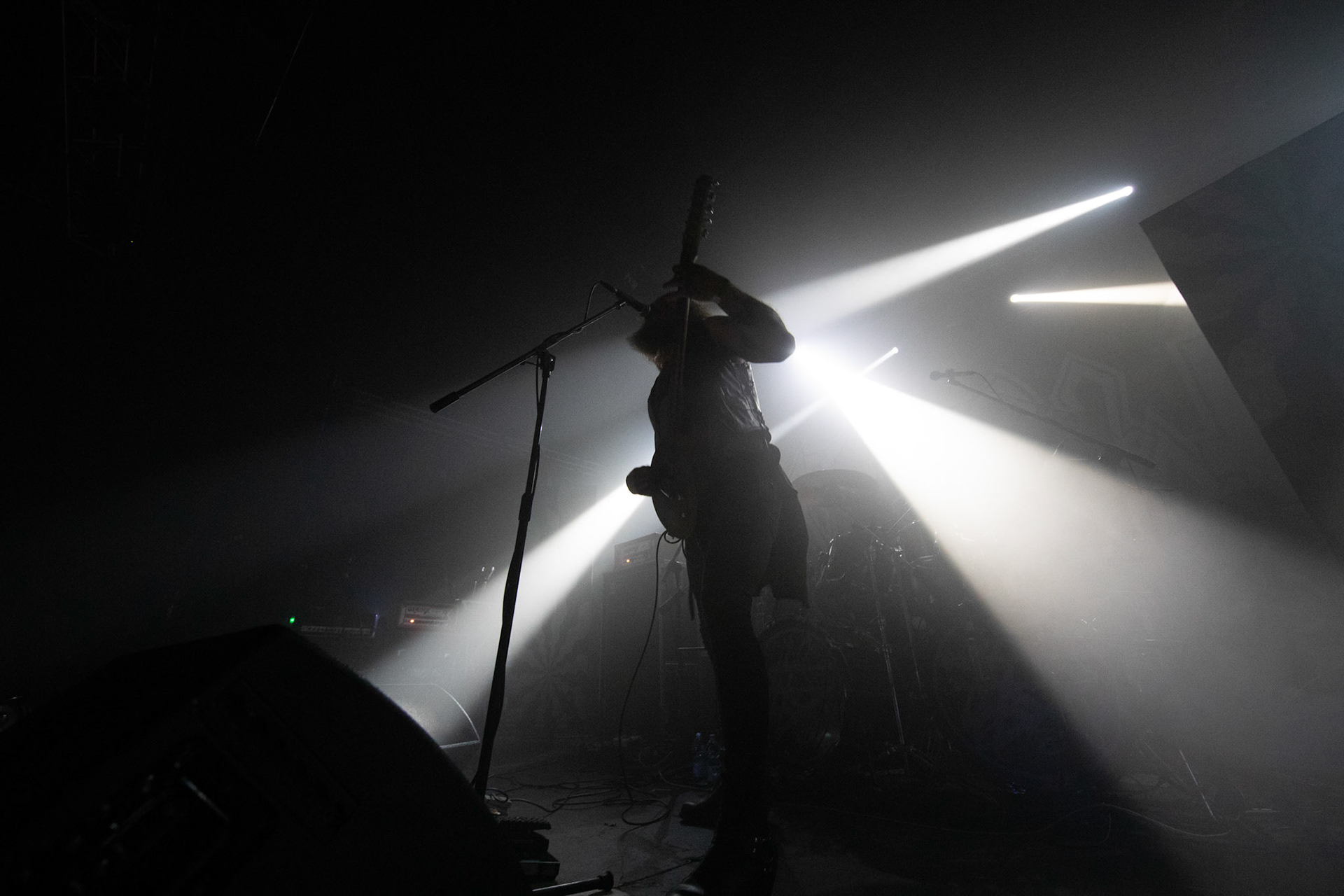 14.12.2018r. BÖLZER koncert Merry Christless  KzR Okoi Therry Jones  – vocals, gitara
HzR Fabian Wyrsch – drums  fot. Andrzej Wasilkiewicz/Reporter