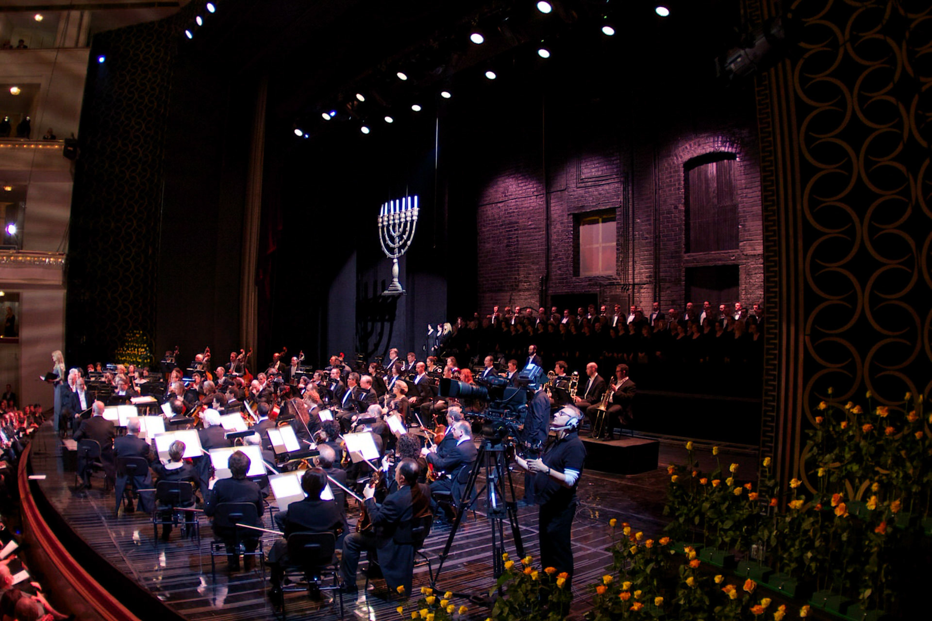 Obchody 70. rocznicy Powstania w Getcie Warszawskim, Teatr Wielki – Opera Narodowa,