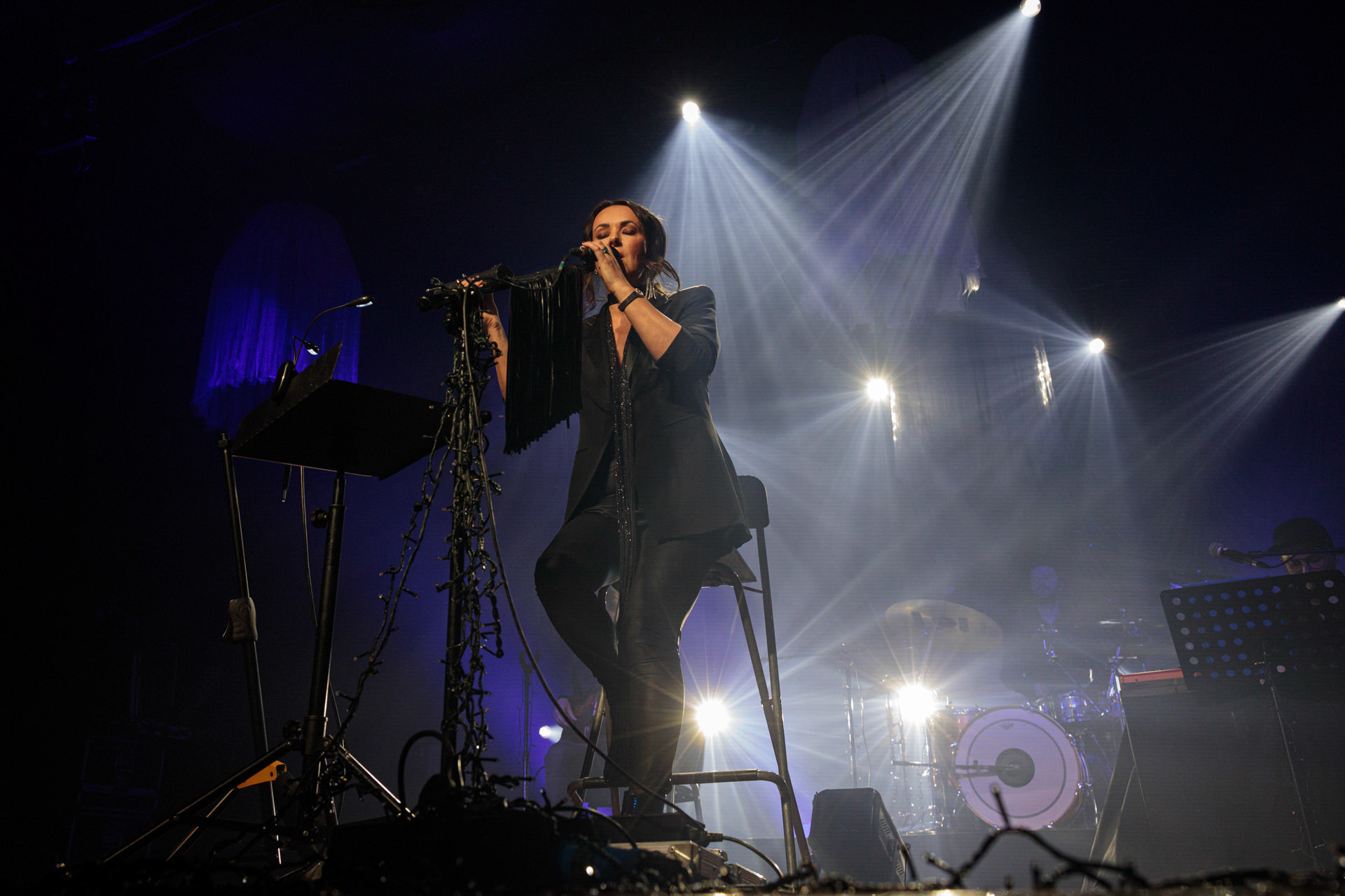 5.12.2021 Kasia Kowalska akustycznie w Klubie Stodola.n/z Kasia Kowalska - wokal,n/z Jerzy Runowski - gitara,n/z Pawel Grudniak - bass,n/z Marcin Karel - gitara,n/z Barek Pawlus - perkusja,Rock, rock progresywny, rock alternatywny, polski rock, pop-rock.fot. Andrzej Wasilkiewicz/Reporter