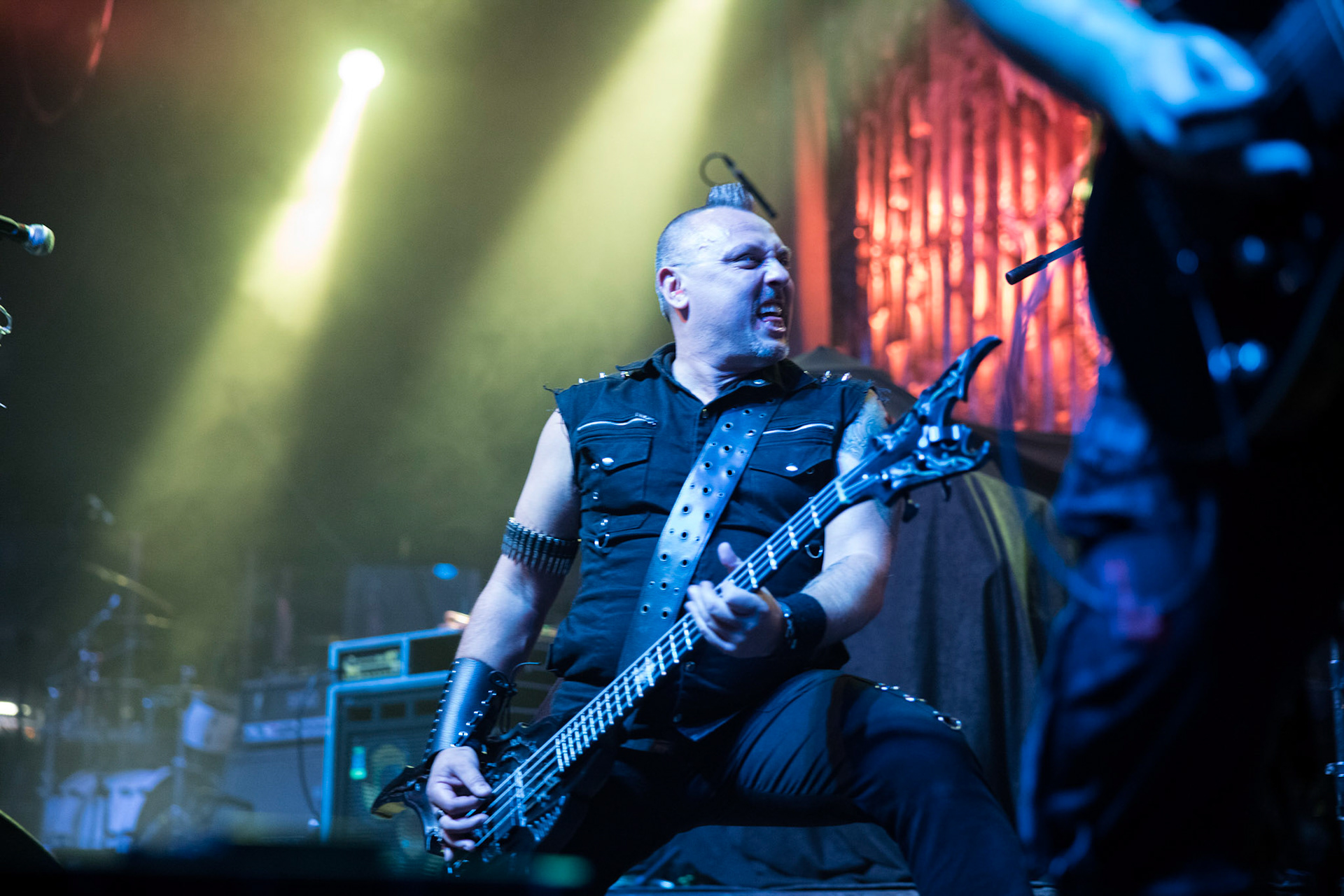 Legendy Metalu QUO VADIS - Thrash Metal - koncert Legendy Metalu w warszawskiej Progresji,
Tomasz "Skaya" Skuza - bass/vocal
Ian "Źdźbło" Bemolator- guitar
Mateusz "Matek" Lazar - guitar
Szymon "Sajmon" Synówka - drums
fot. Andrzej kaziq Wasilkiewicz