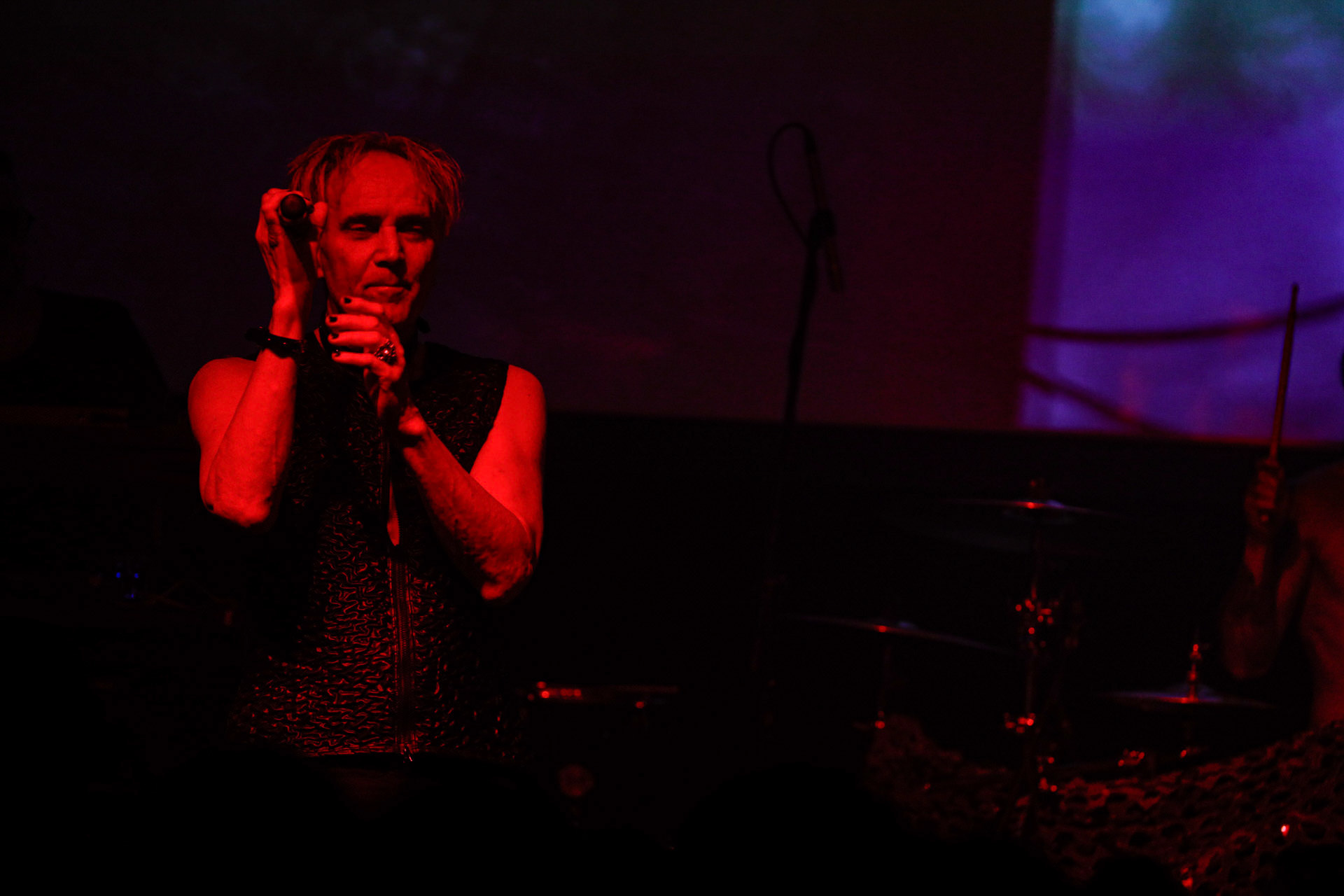 9.08.2022 FRONT LINE ASSEMBLY (Metropolis Records/Kanada) - Industrial/EBM - Warszawski koncert w Progresji.  WiniaryBookings,fot. Andrzej Wasilkiewicz/kaziq.com