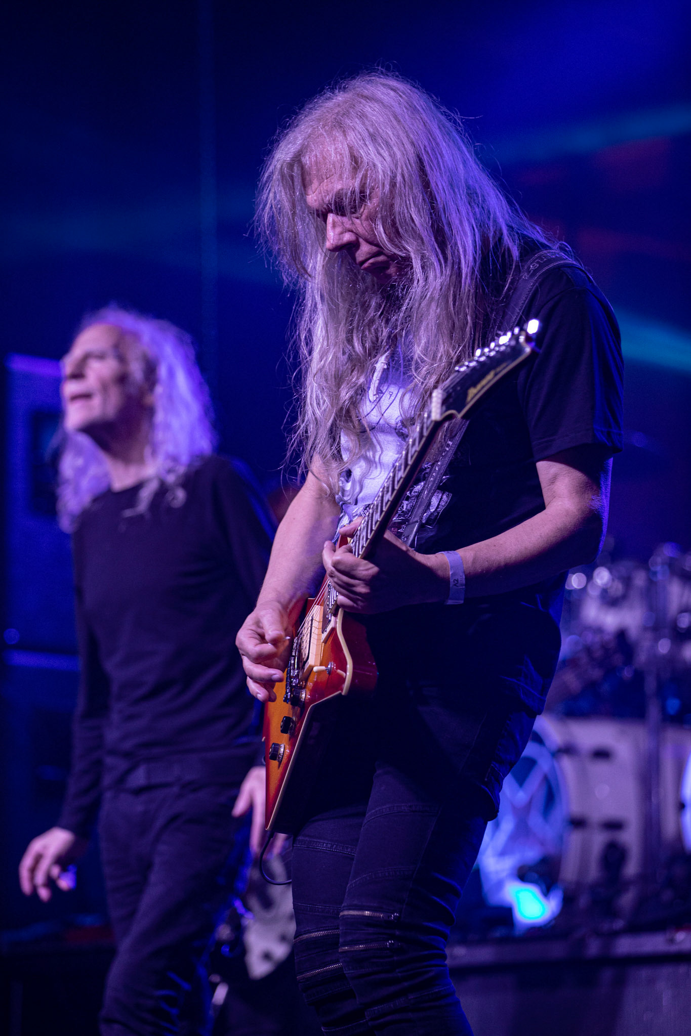 12.09.2021 - KAT i Roman Kostrzewski - koncert "Do zobaczenia w piekle" Wroclaw, Centrum Koncertowe A2.  Wojtek Hoffman (Turbo)- gitara, fot. Andrzej kaziq Wasilkiewicz