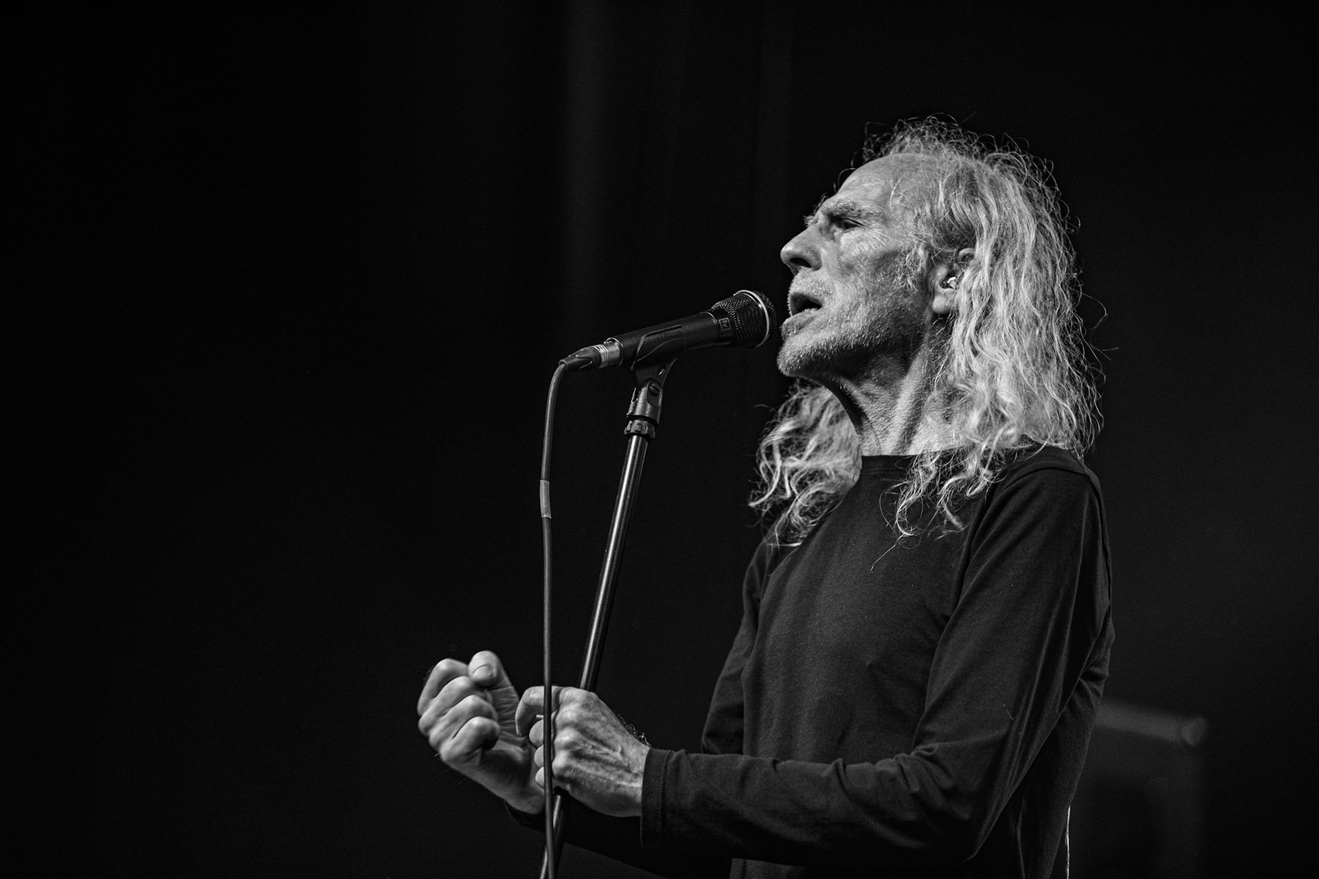 12.09.2021 - KAT i Roman Kostrzewski - koncert "Do zobaczenia w piekle" Wroclaw, Centrum Koncertowe A2.  Roman Kostrzewski – wokalJacek Nowak – perkusjaKrzysztof Pistelok – gitaraJacek Hiro – gitaraMichal Laksa – basGościnnie: Adam „Nergal” Darski (Behemoth)Piotr „Peter” Wiwczarek (Vader),Tomasz „Titus” Pukacki (Acid Drinkers)Adrian „Fred” Frelich (Dragon)Krzysztof „Fazi” Oset (ex-Kat)Piotr „Mancover” Mańkowski (Wolf Spider)Wacław „Vogg” Kiełtyka (Decapitated)Marek „Spider” Pająk (Vader)Jarek „Gronos” Gronowski (Dragon, ex-Kat)Paweł „Baitel” Pasek (Decapitated) Piotr Radecki (ex-Kat &amp; Roman Kostrzewski)fot. Andrzej kaziq Wasilkiewicz