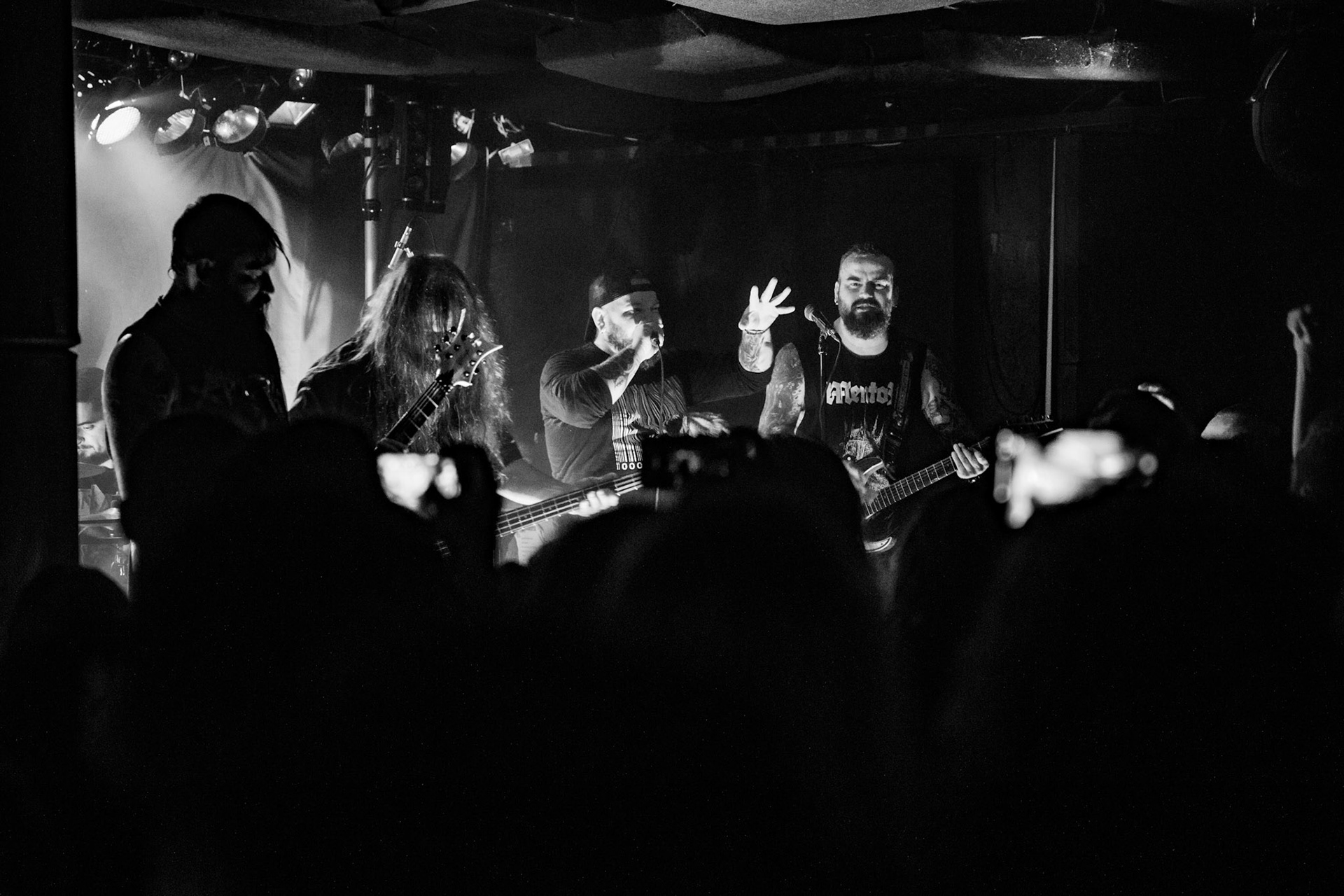 Frontside koncert w Warszawie, trasa Innowiercy Tour 2019
metal, hardcore, deathmetal,
Marcin Rdest wokal
Mariusz Dzwonek gitara 
Dariusz Kupis gitara 
Wojciech Nowak gitara basowa
Tomasz Ochab perkusja 
Knock Out Productions
fot. Andrzej Wasilkiewicz/REPORTER