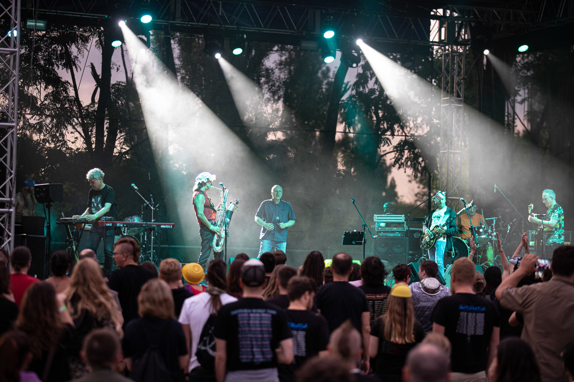 Elektryczne Gitary - koncert Zacieralia w warszawskiej Progresji.Gramy Do Woli - Warszawa, Progresja.Kuba Sienkiewicz - wokal,Piotr Łojek – instrumenty klawiszowe, gitary,Tomasz Grochowalski – gitara basowa,Aleksander Korecki – saksofon, flet, instrumenty perkusyjne,Leon Paduch – perkusja,Jacek Wąsowski – gitara prowadząca,Fot. Andrzej Wasilkiewicz/Reporter