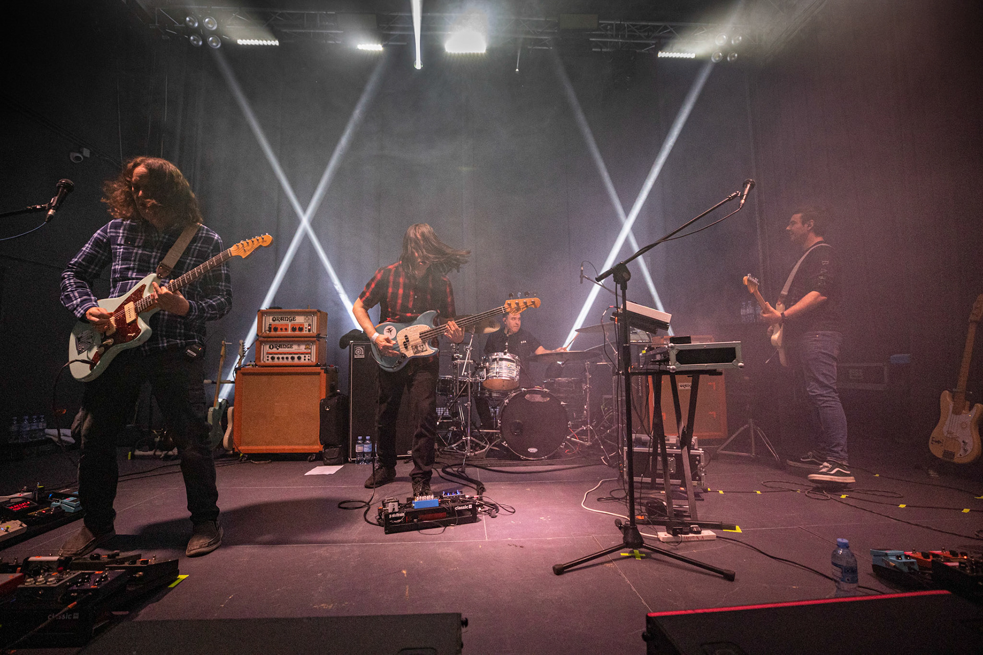 10.04.2022 God Is An Astronaut - Warszawa, klub Niebo. 20-te urodziny pierwszego,  albumu “The Beginning of the End”Napalm Records - post-rock, instrumental, space-rock. Winiary Bookings.Torsten Kinsella – wokal, gitara,Niels Kinsella – gitara basowa, gitaraJamie Dean – instrumenty klawiszowe, syntezatory, gitara,Gazz Carr – gitara,Lloyd Hanney – perkusja,fot. Andrzej Wasilkiewicz/Reporter