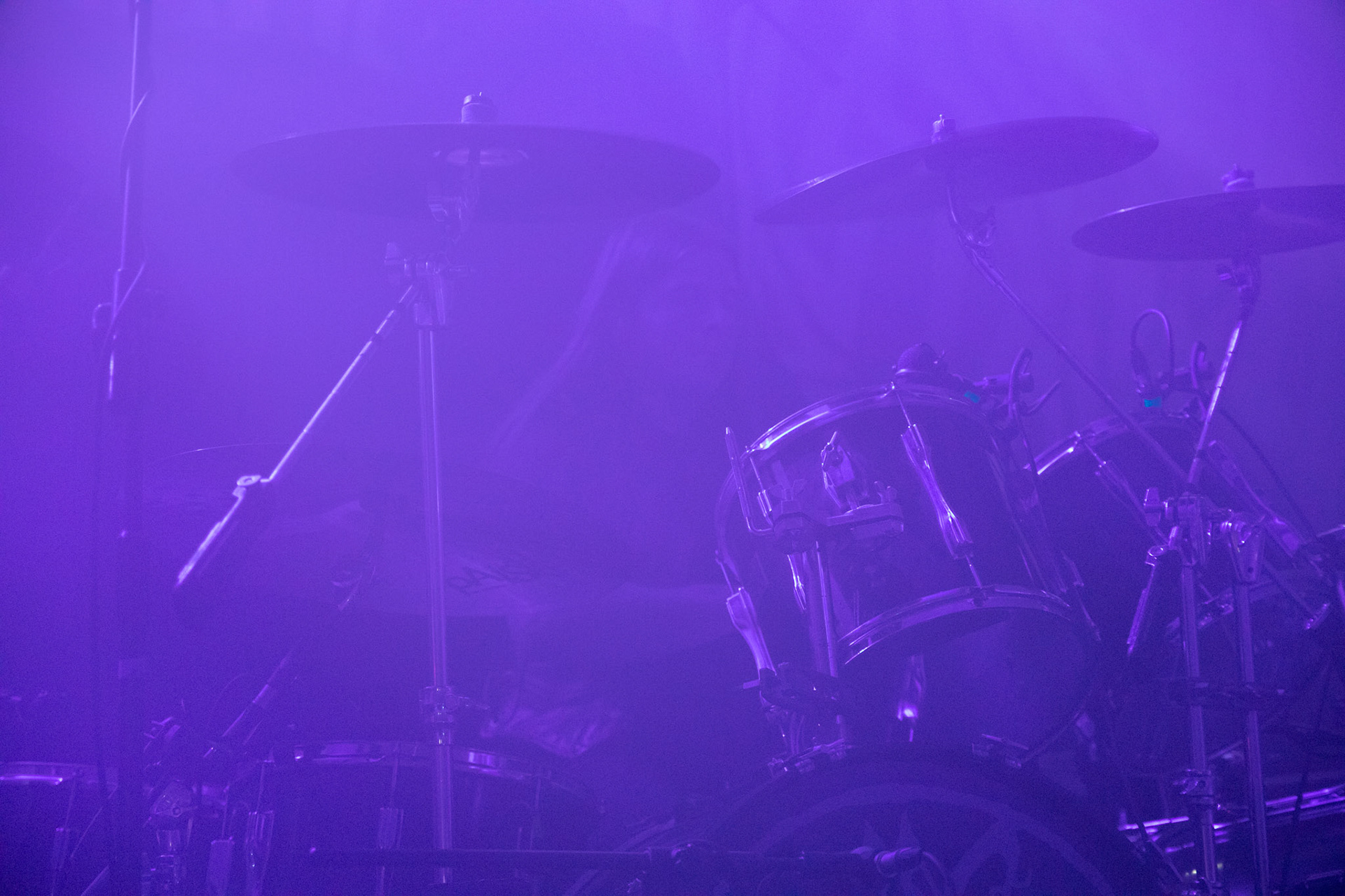 14.12.2018r. BÖLZER koncert Merry Christless  KzR Okoi Therry Jones  – vocals, gitara
HzR Fabian Wyrsch – drums  fot. Andrzej Wasilkiewicz/Reporter