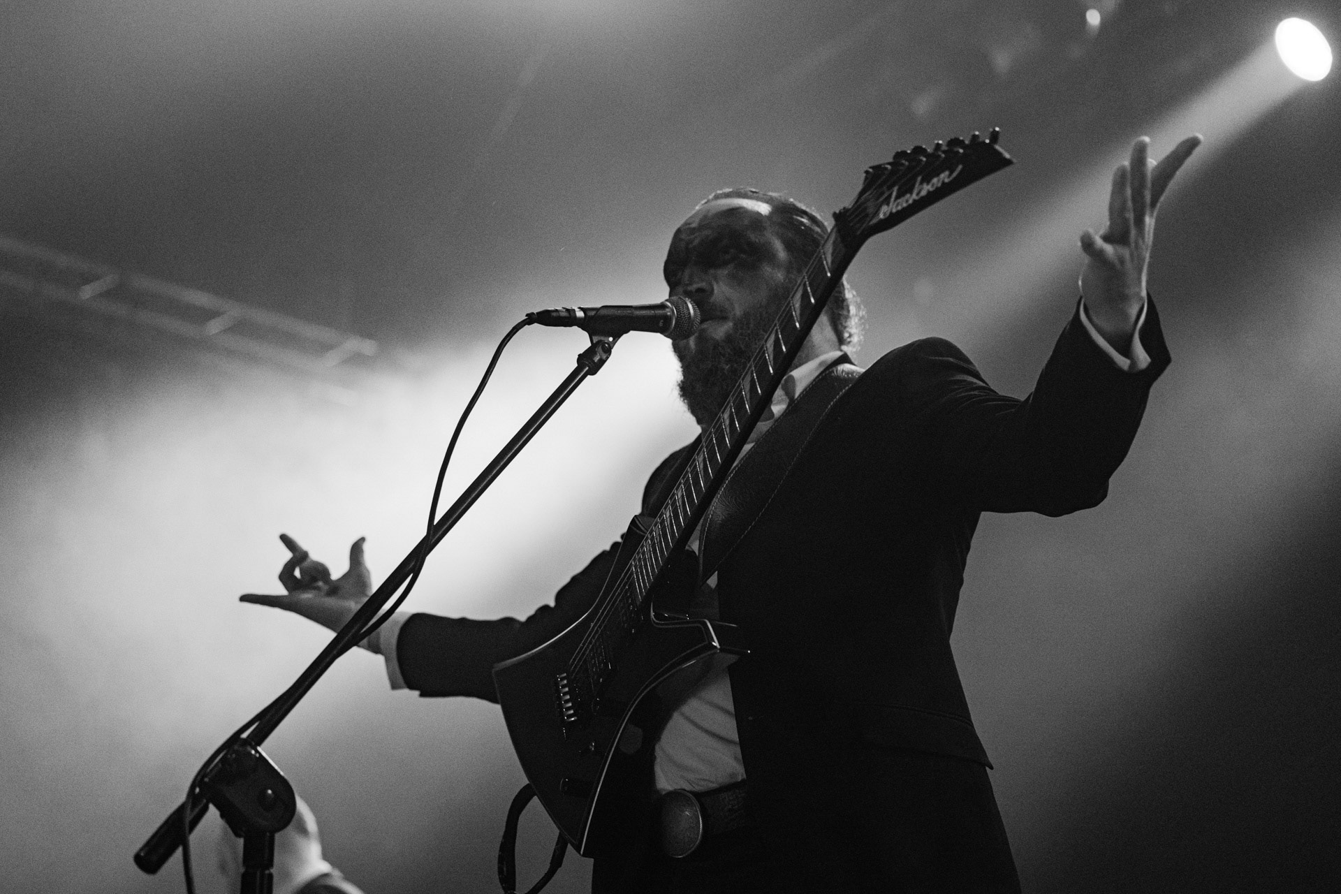 18.12.2021 Masturbator - Antysylwester Antyradia, 18 lat klubu Progresja,n/z Vithor/ growl-git, n/z Raefoth/bas, n/z Czaha/beki, n/z Mayhem/git,metal, blackmetal, thrashmetal, satanic old skull metal, fot. Andrzej Wasilkiewicz/Reporter