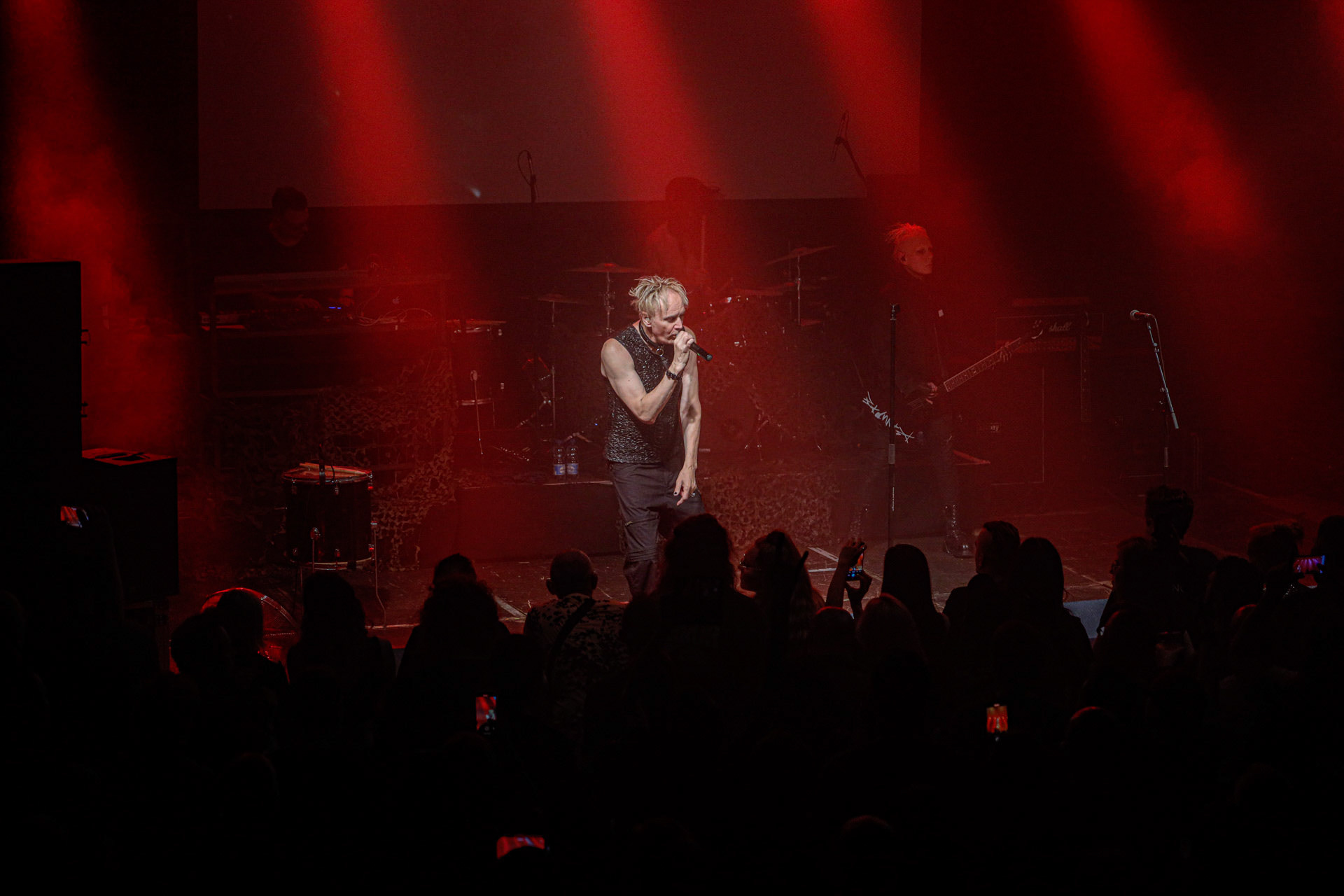 9.08.2022 FRONT LINE ASSEMBLY (Metropolis Records/Kanada) - Industrial/EBM - Warszawski koncert w Progresji.  WiniaryBookings,fot. Andrzej Wasilkiewicz/kaziq.com