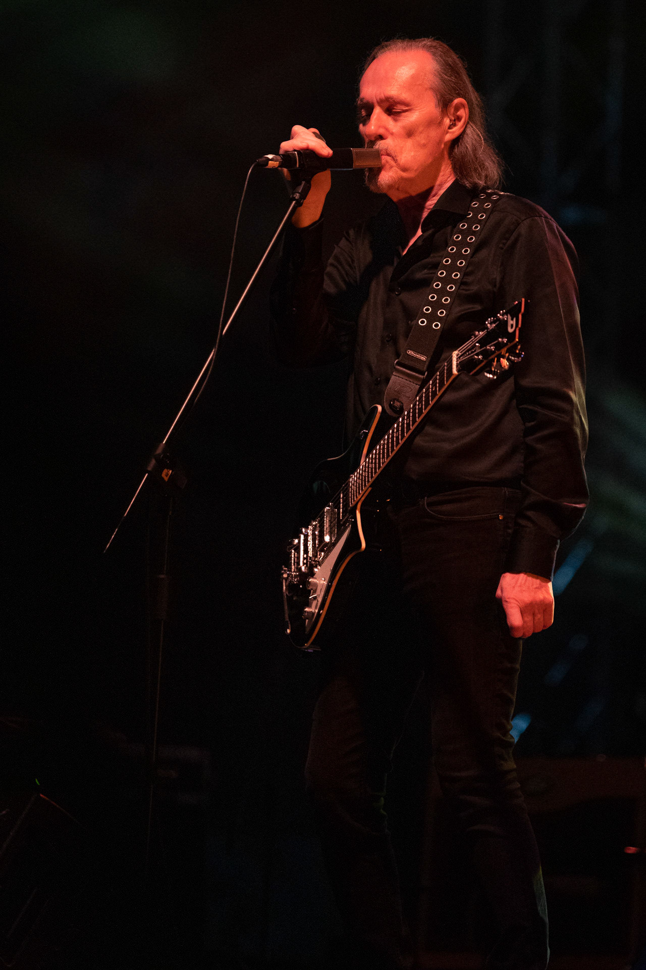 13.08.2021 koncert Me And That Man w Warszawie,Letnia scena Progresji, Gramy do Woli.n/z John Porter - gitara, wokal,Fot. Andrzej Wasilkiewicz/Reporter