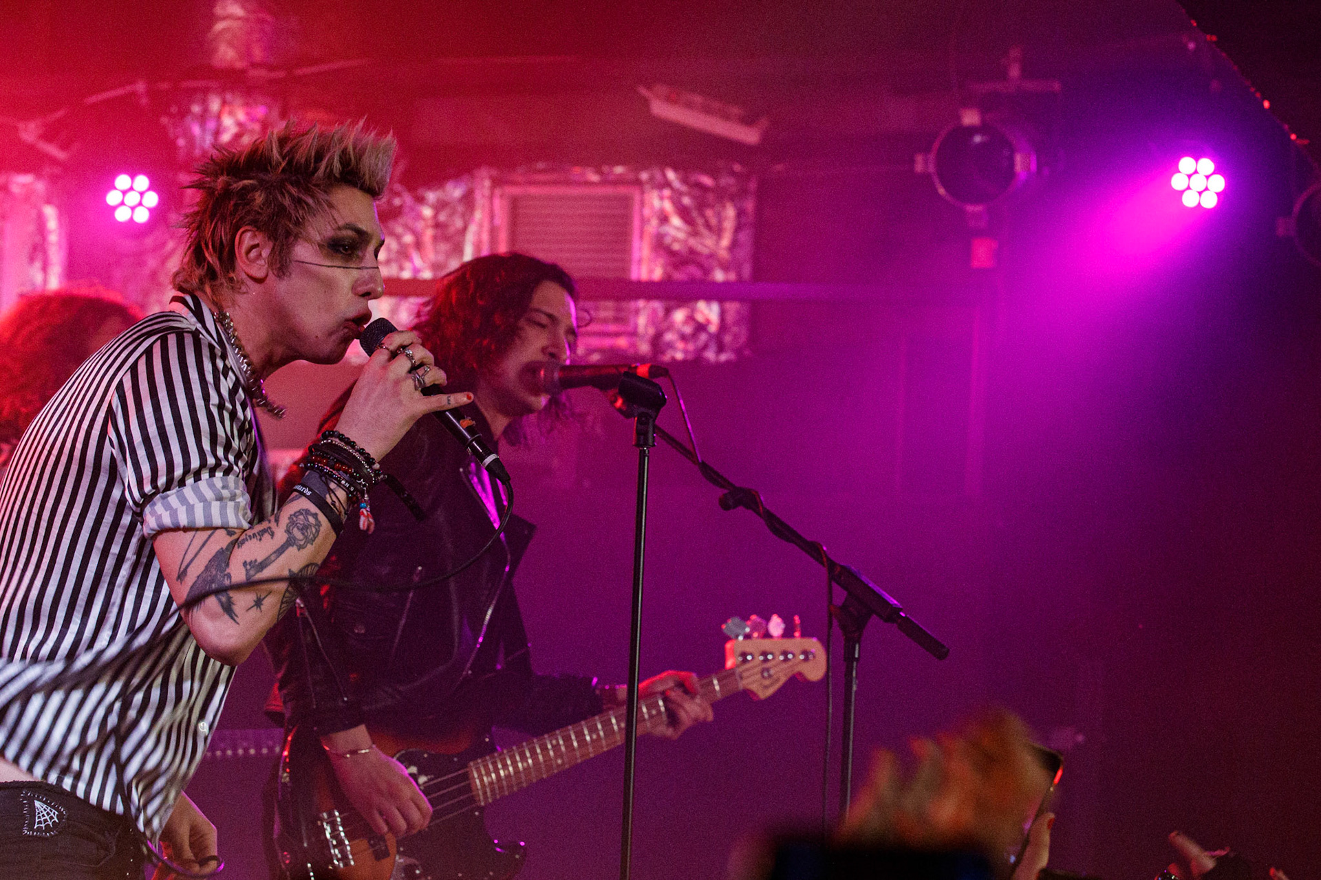 PALAYE ROYALE
The Bastards World Tour 2020: Europe.
Palaye Royal - Kanadyjski Fashion Art Rock Band,
nz. Remington Leith – Vocals,
nz. Sebastian Danzig – Guitar/Organ,
nz. Emerson Barrett - Drums,
Koncert w warszawskiej Proximie 10.03.2020
Sumerian Records, WiniaryBookings,
fot. Andrzej Wasilkiewicz/kaziq.com