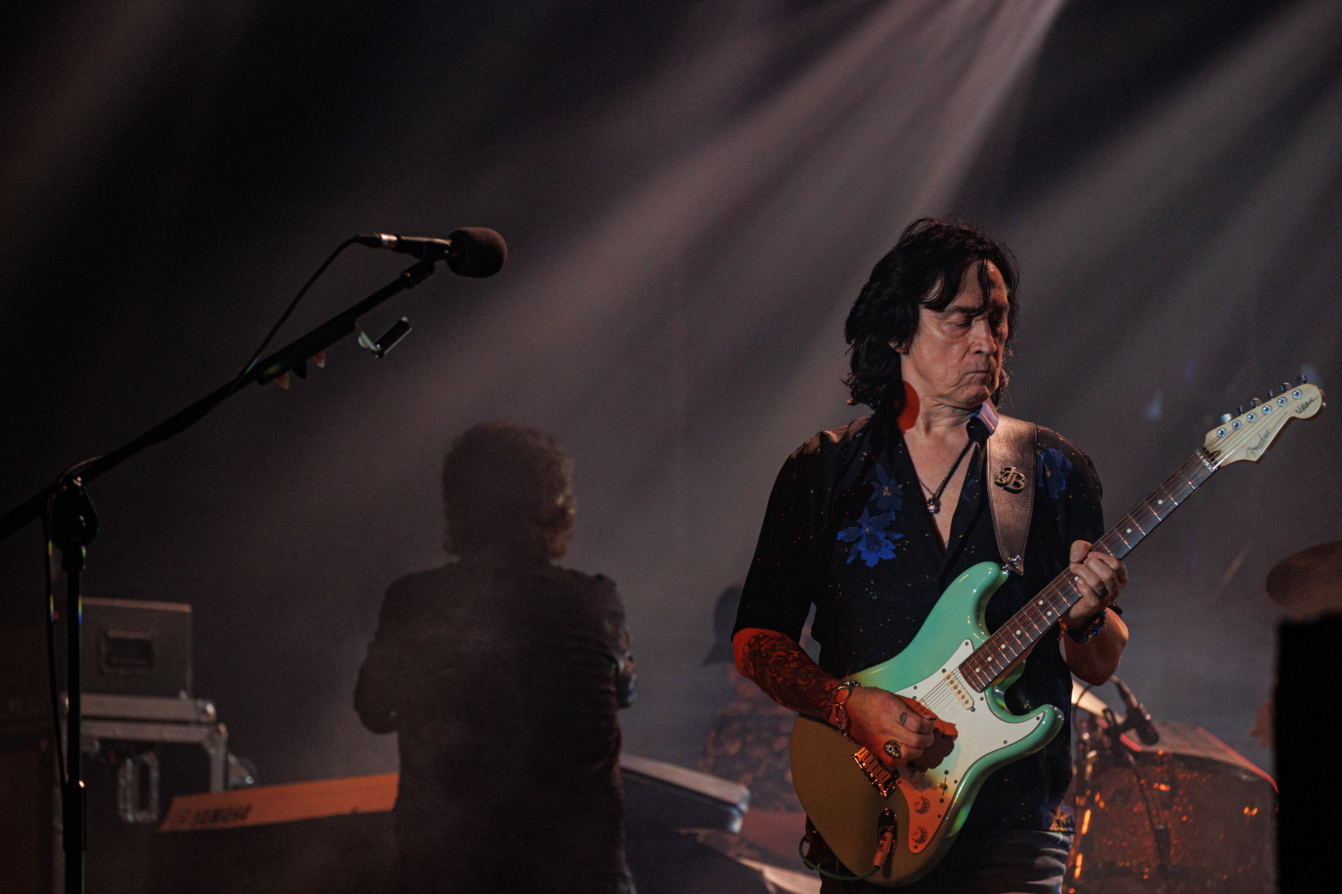 Koncerty Lady Pank - LP1 - w Klubie Stodola. LP1 - 35 lata od premiery albumu.n/z. Jan Borysewicz – gitara,  n/z. Janusz Panasewicz – wokal, Fot. Andrzej kaziq Wasilkiewicz/Reporter