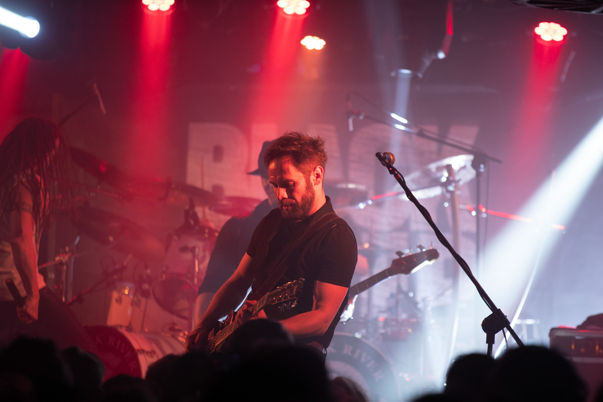 BLACK RIVER – rock, metal, punk, super grupa muzyków BEHEMOTH, DIMMU BORGIR, ROOTWATER, GEISHA GONER, HUNTER, VESANIA, NEOLITHIC.

Maciej Taff – wokal
Piotr „Kay” Wtulich – gitara
Artur „Art” Kempa – gitara
Tomasz „Orion” Wróblewski – bass
Dariusz „Daray” Brzozowski – perkusja
agencja Winiarybookings 
 fot. Andrzej Wasilkiewicz/Reporter