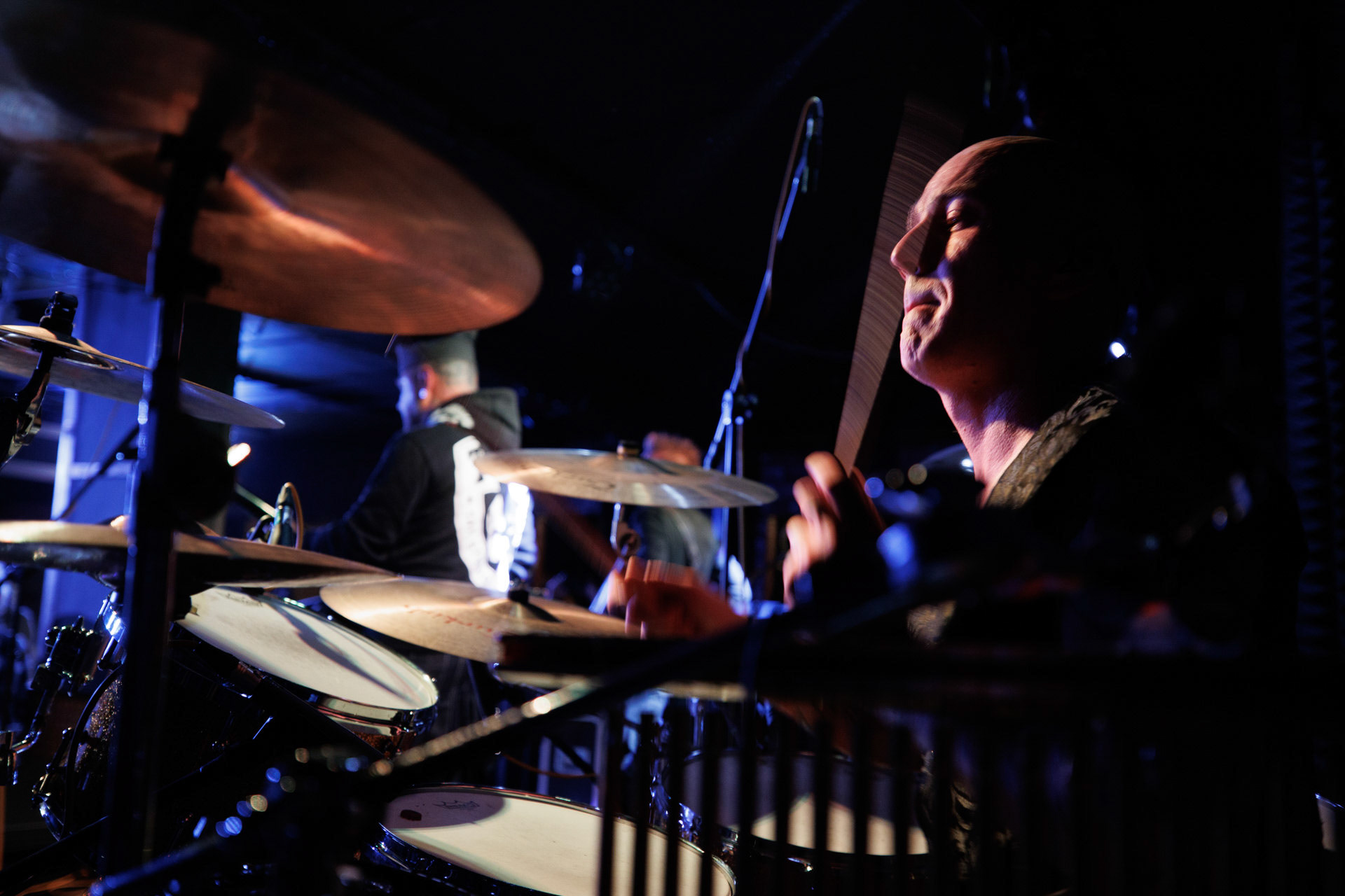 12.11.2021 Lipali - koncert Warszawa klub Remont.Najnowszy album „MOSTY, RZEKI, LUDZIE”.Lukasz Luk Jeleniewski - perkusja, Rock, rock progresywny, rock alternatywny, polski rock.fot. Andrzej kaziq Wasilkiewicz/Reporter