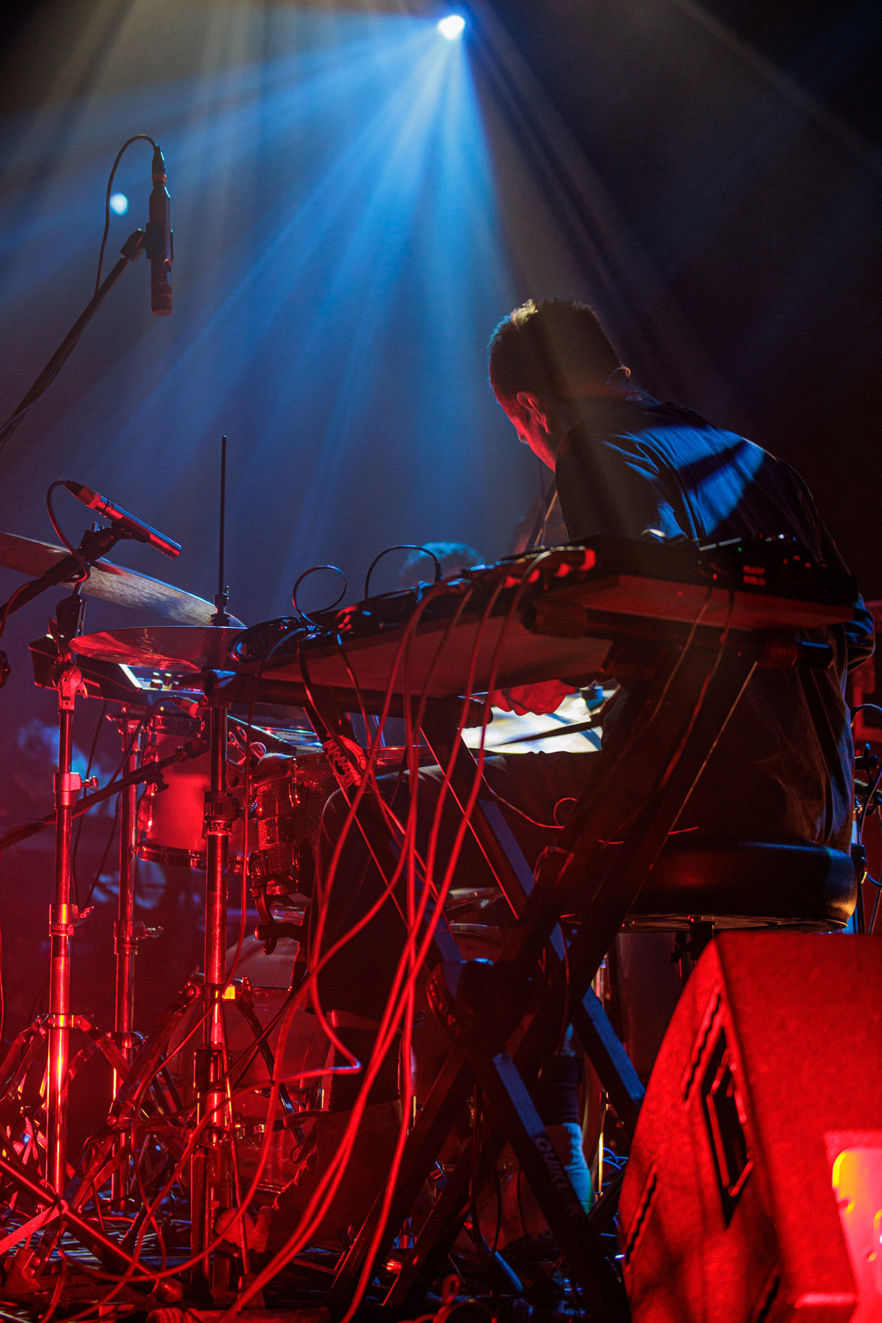 26.04.2022 Portico Quartet Jazz, ambient, electronic, hang. Warszawska Progresja.Portico Quartet to instrumentalny zespol z Londynu w Wielkiej Brytanii. n/z Duncan Bellamy - drums and electronics,n/z Milo Fitzpatrick - electric and double-bass,n/z Jack Wyllie - saxophones and keyboards,n/z Keir Vine -keyboards,Produkcja Winiary Bookings fot. Andrzej Wasilkiewicz/Reporter